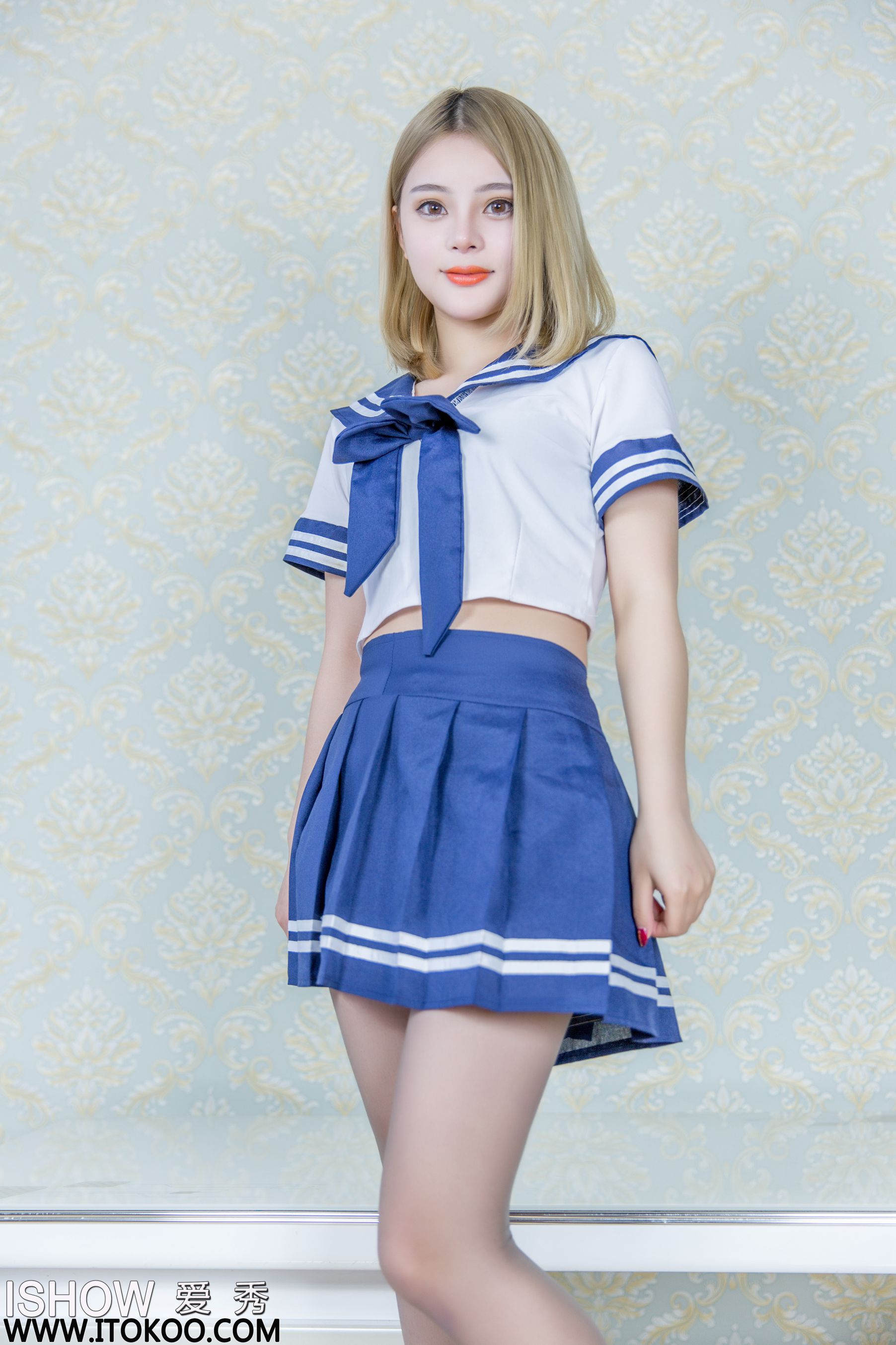 蜜雪儿Michelle《蓝色水手服+超薄灰丝裤袜》 ISHOW爱秀 NO.097 蜜雪儿Michelle《蓝色水手服+超薄灰丝裤袜》 ISHOW爱秀 NO.097