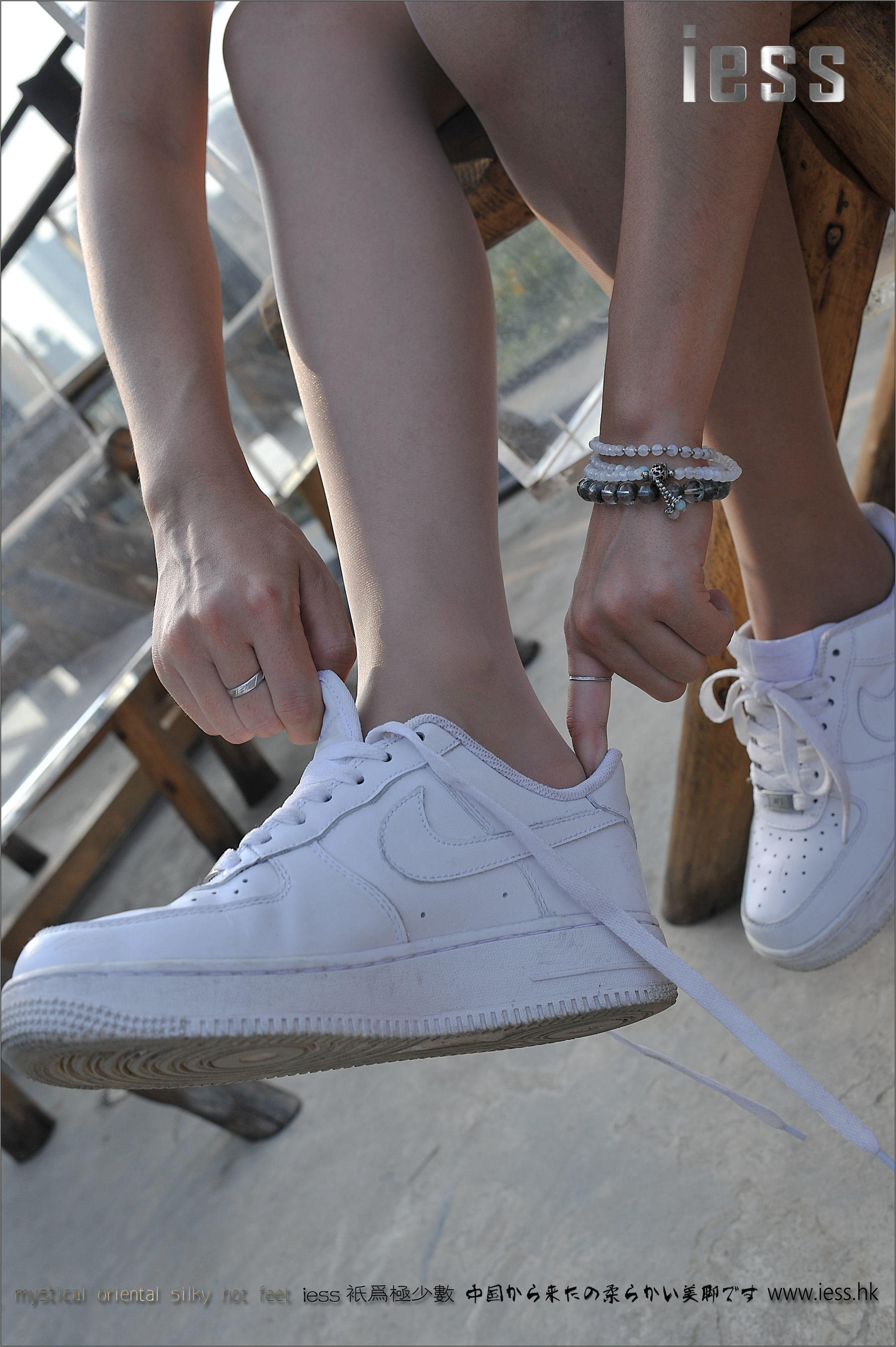 丝足便当037 SASA 《SASA球鞋肉丝典藏版》[IESS异思趣向]