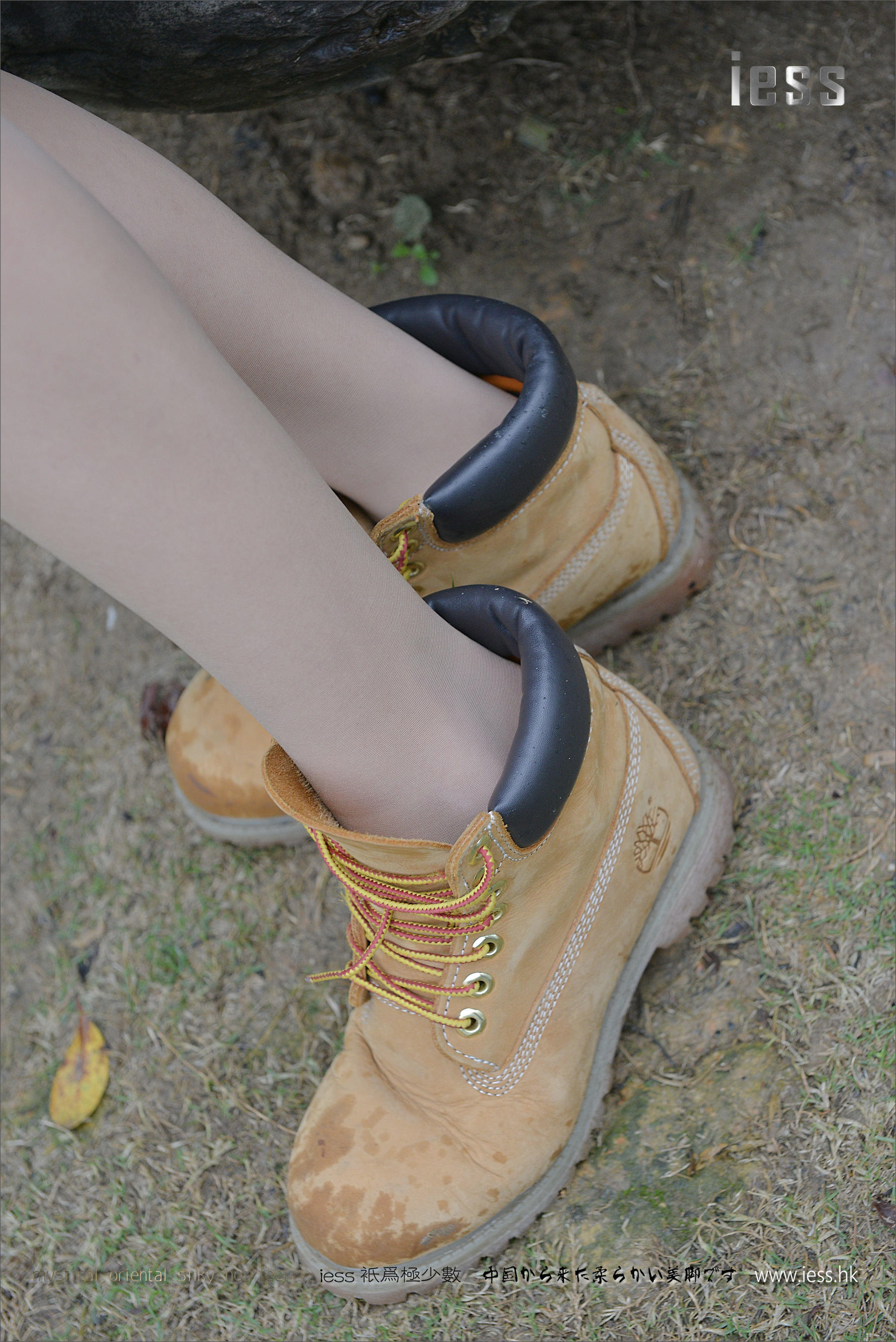 丝足便当059 潇潇 《短靴、肉丝与单车》[IESS异思趣向]