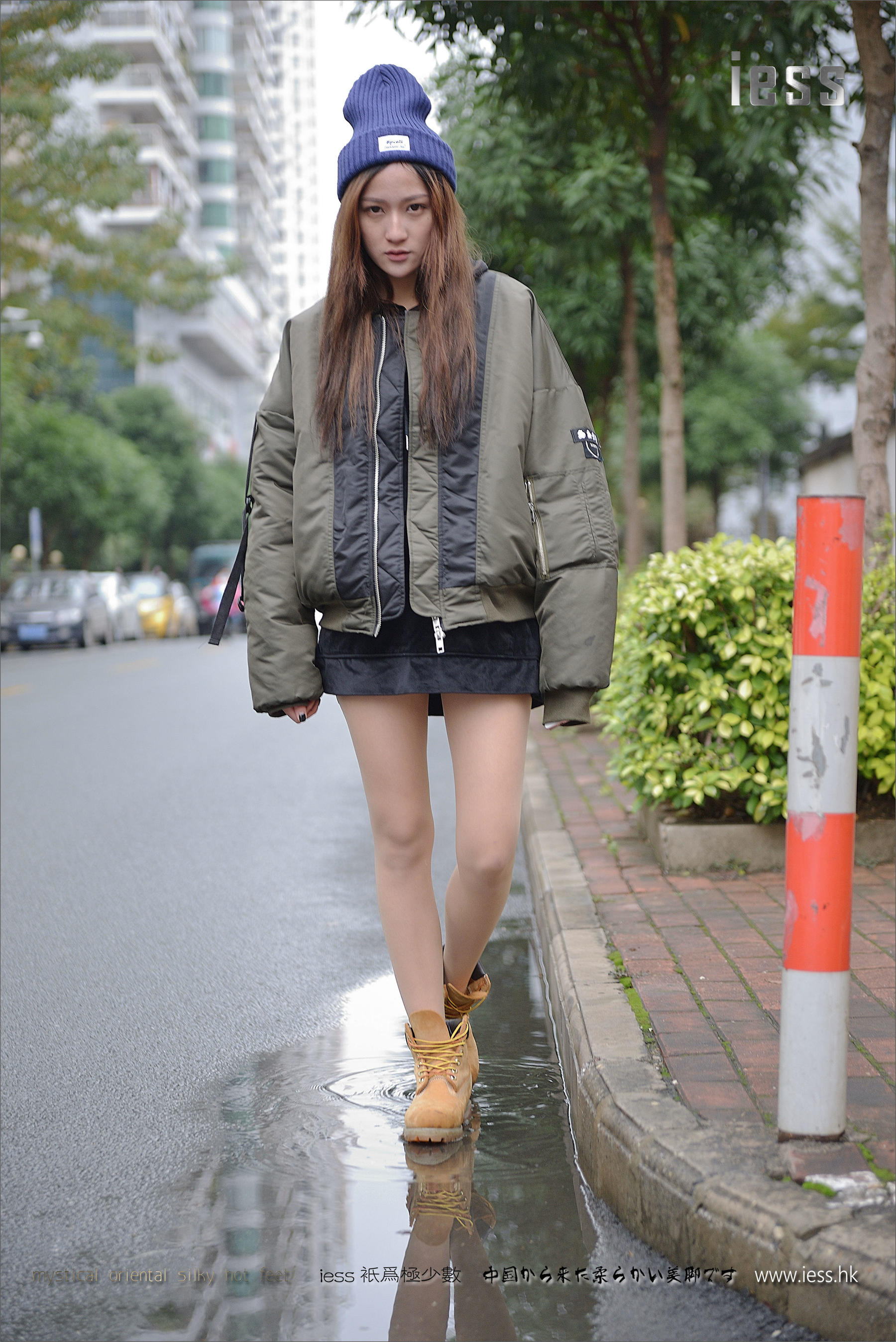 丝足便当059 潇潇 《短靴、肉丝与单车》[IESS异思趣向]