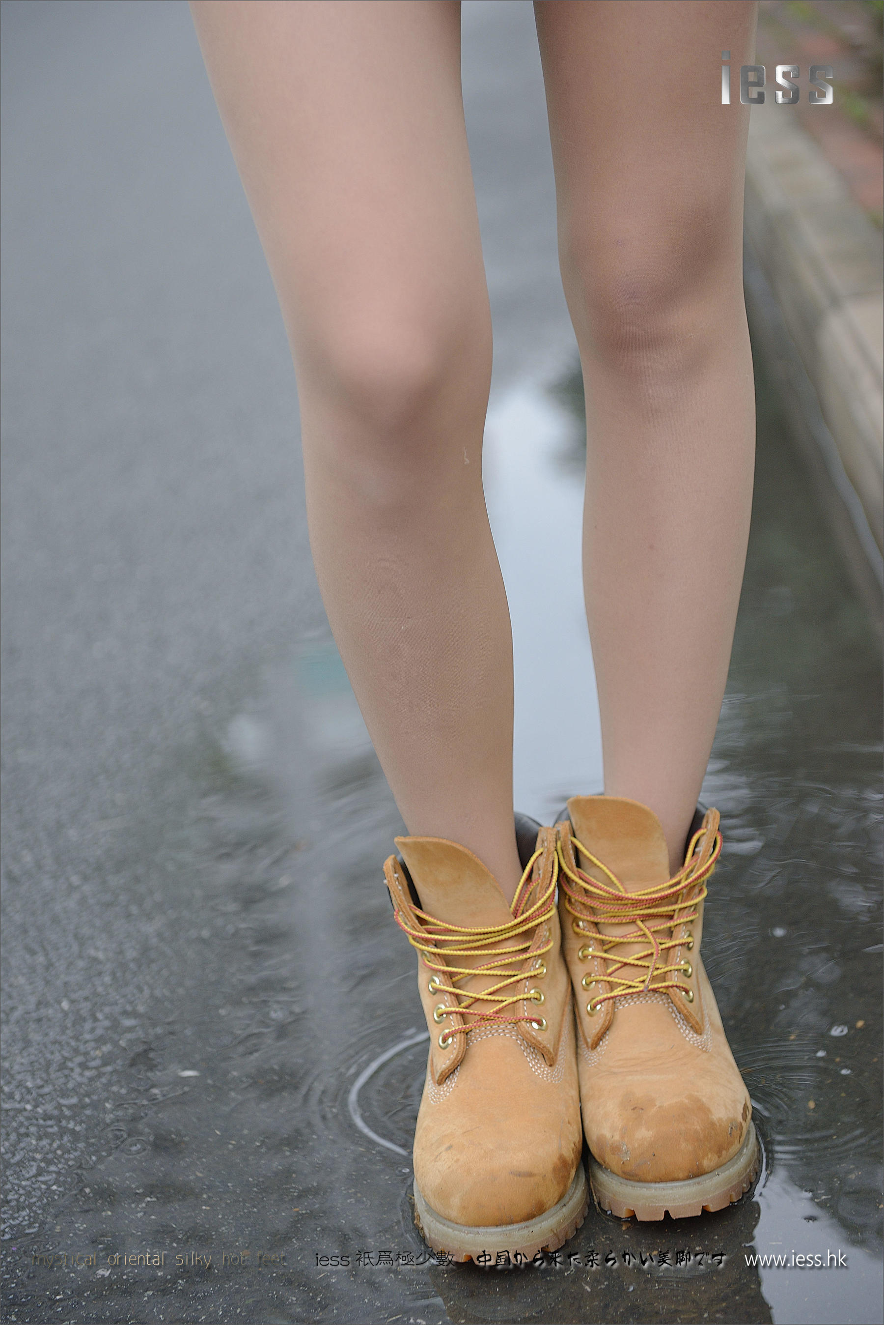 丝足便当059 潇潇 《短靴、肉丝与单车》[IESS异思趣向]