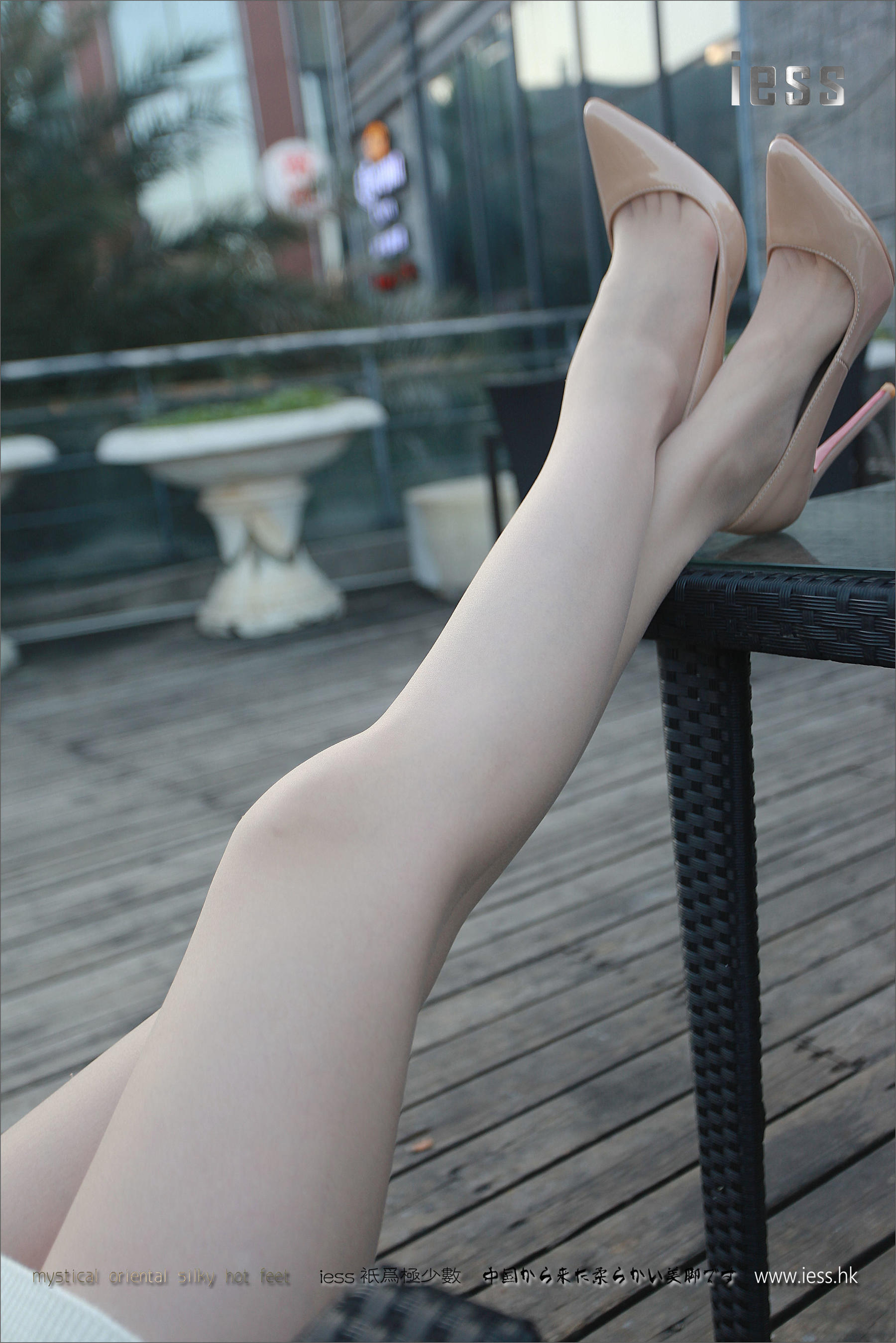 丝足便当075 佳佳 《佳佳的超透肉丝》[IESS异思趣向]