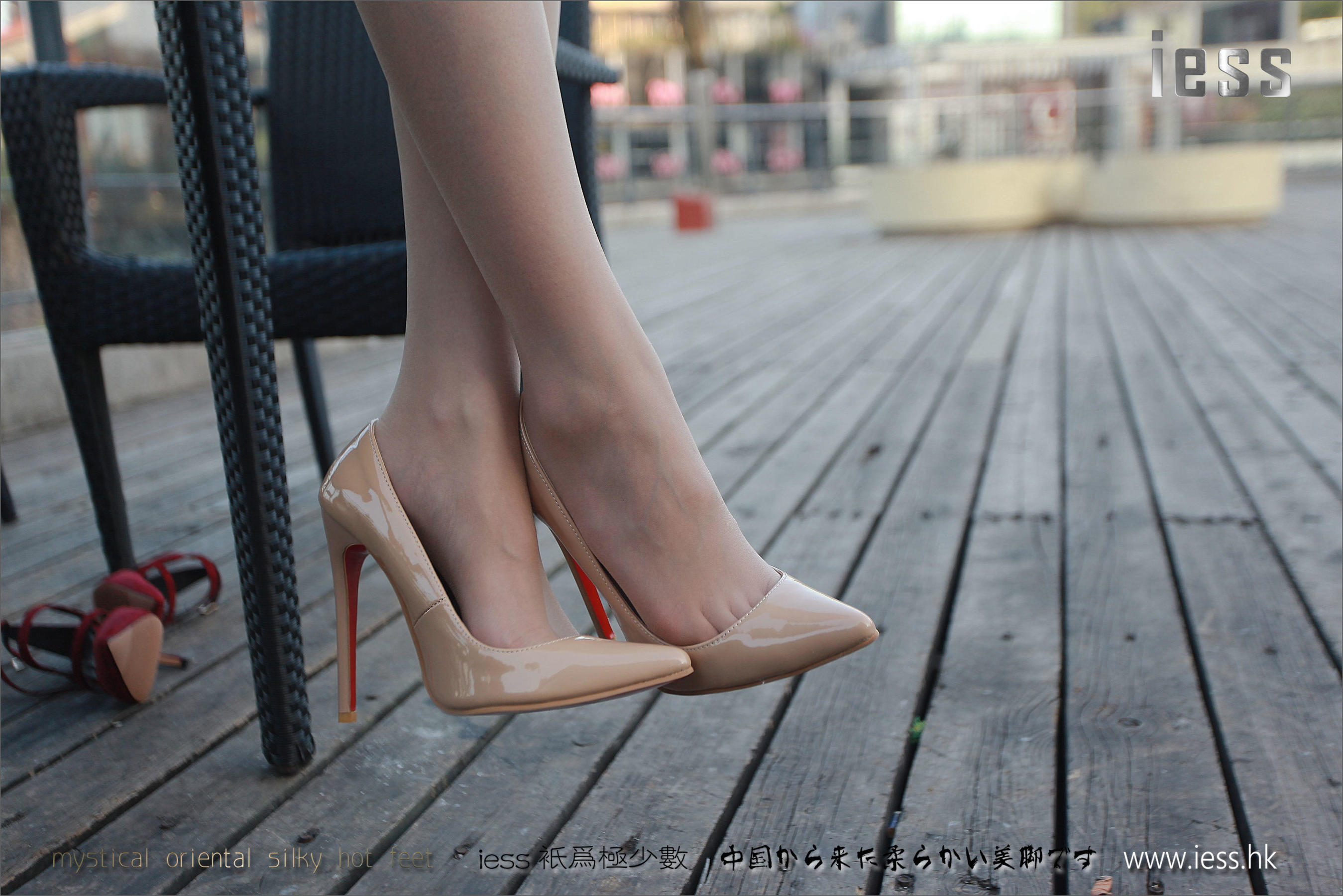 丝足便当075 佳佳 《佳佳的超透肉丝》[IESS异思趣向]