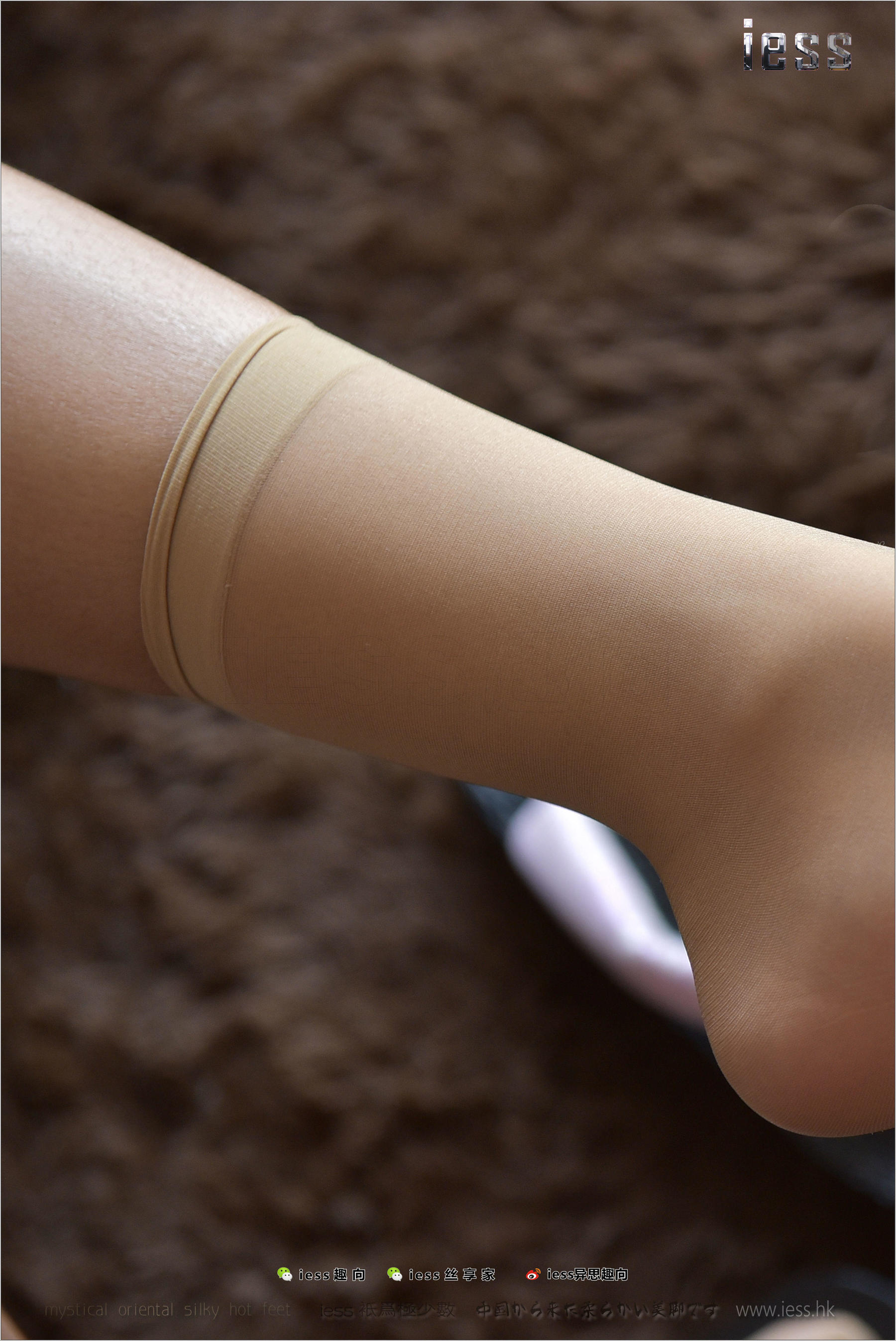 丝足便当144 婉萍 《令人崩溃的五指袜》[IESS异思趣向]