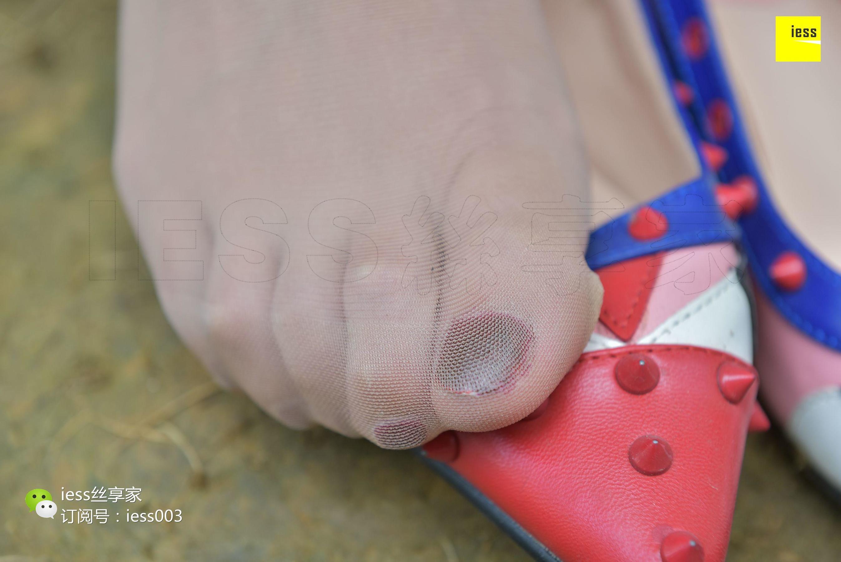 丝享家098 桂秋 《小怪兽红裙肉丝》[IESS异思趣向]