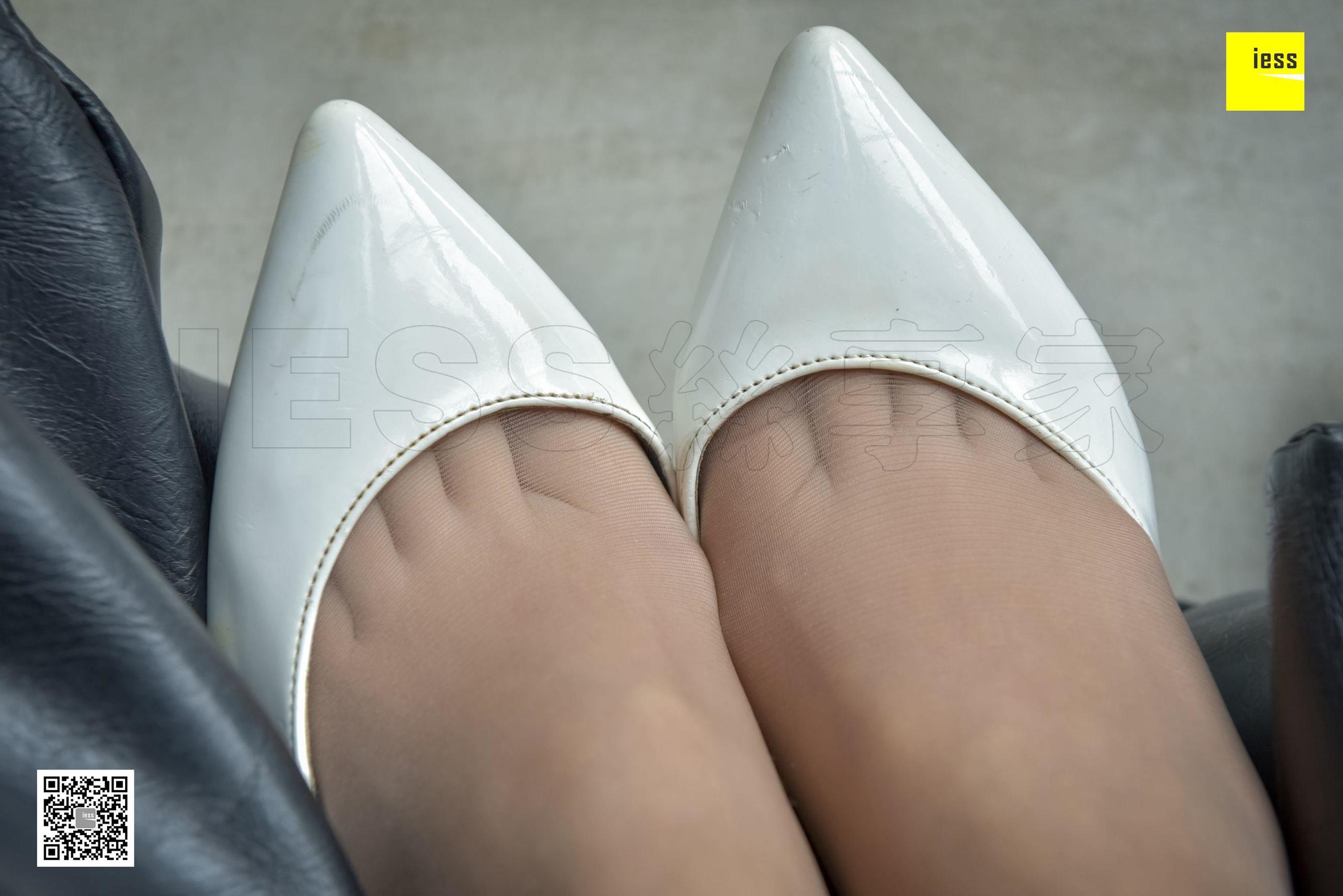 丝享家117 秋秋 《绷直的脚撩人的腿》[IESS异思趣向]