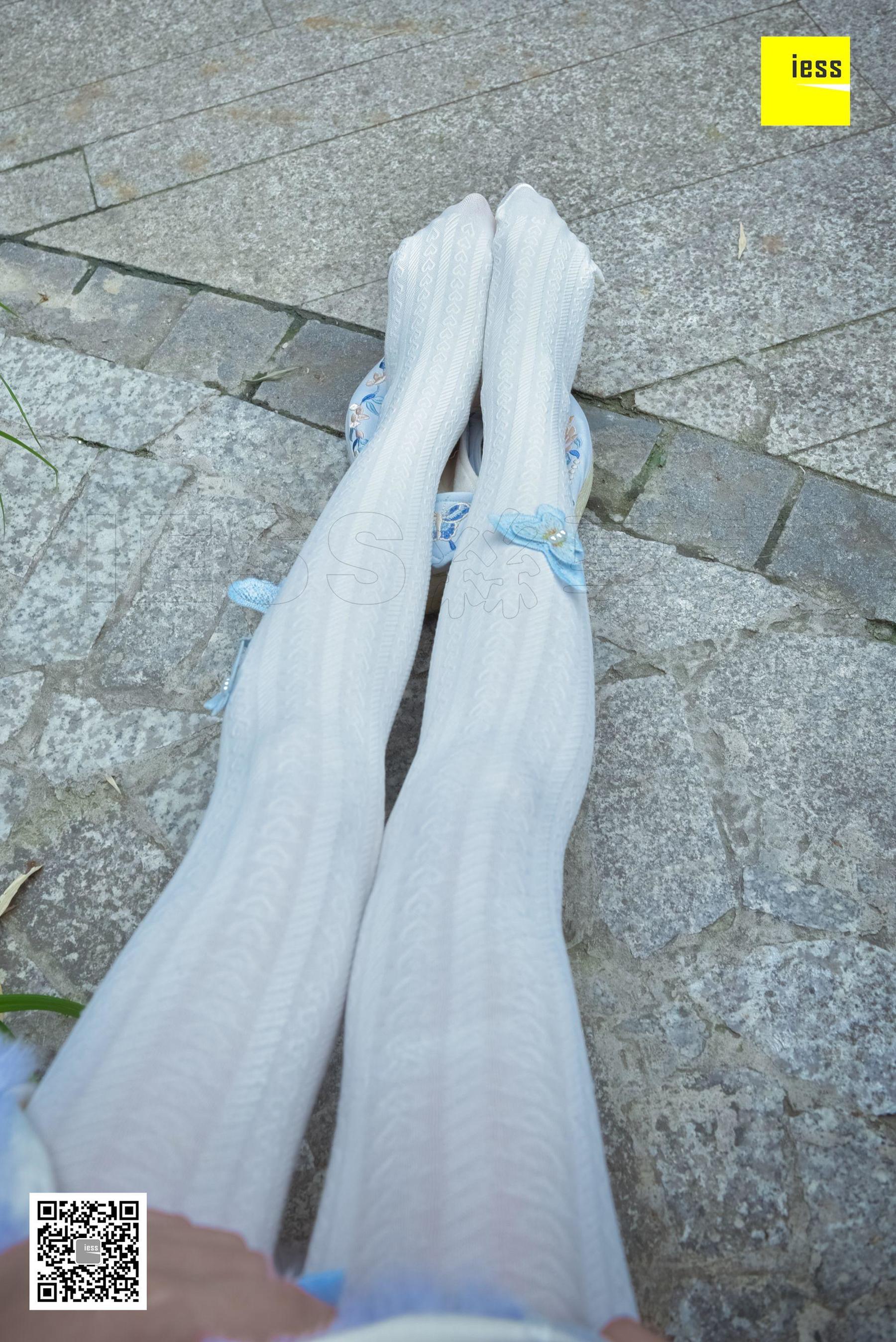 丝享家122 木木 《汉服绣花鞋白色袜》[IESS异思趣向]