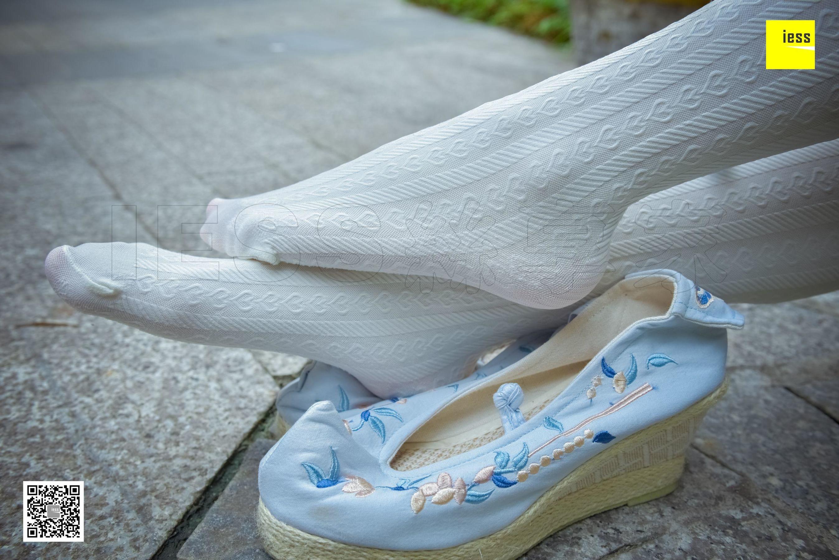 丝享家122 木木 《汉服绣花鞋白色袜》[IESS异思趣向]