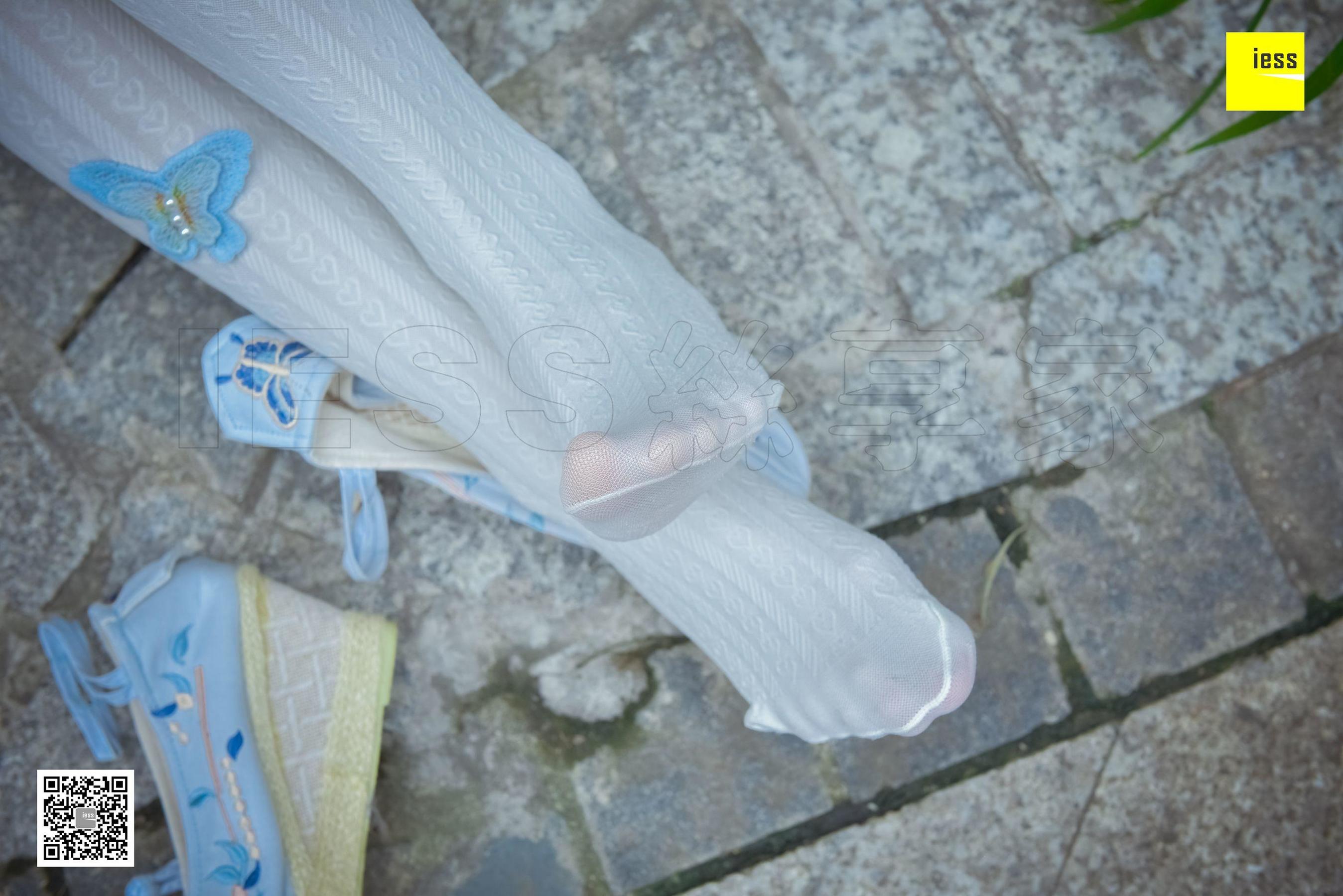 丝享家122 木木 《汉服绣花鞋白色袜》[IESS异思趣向]