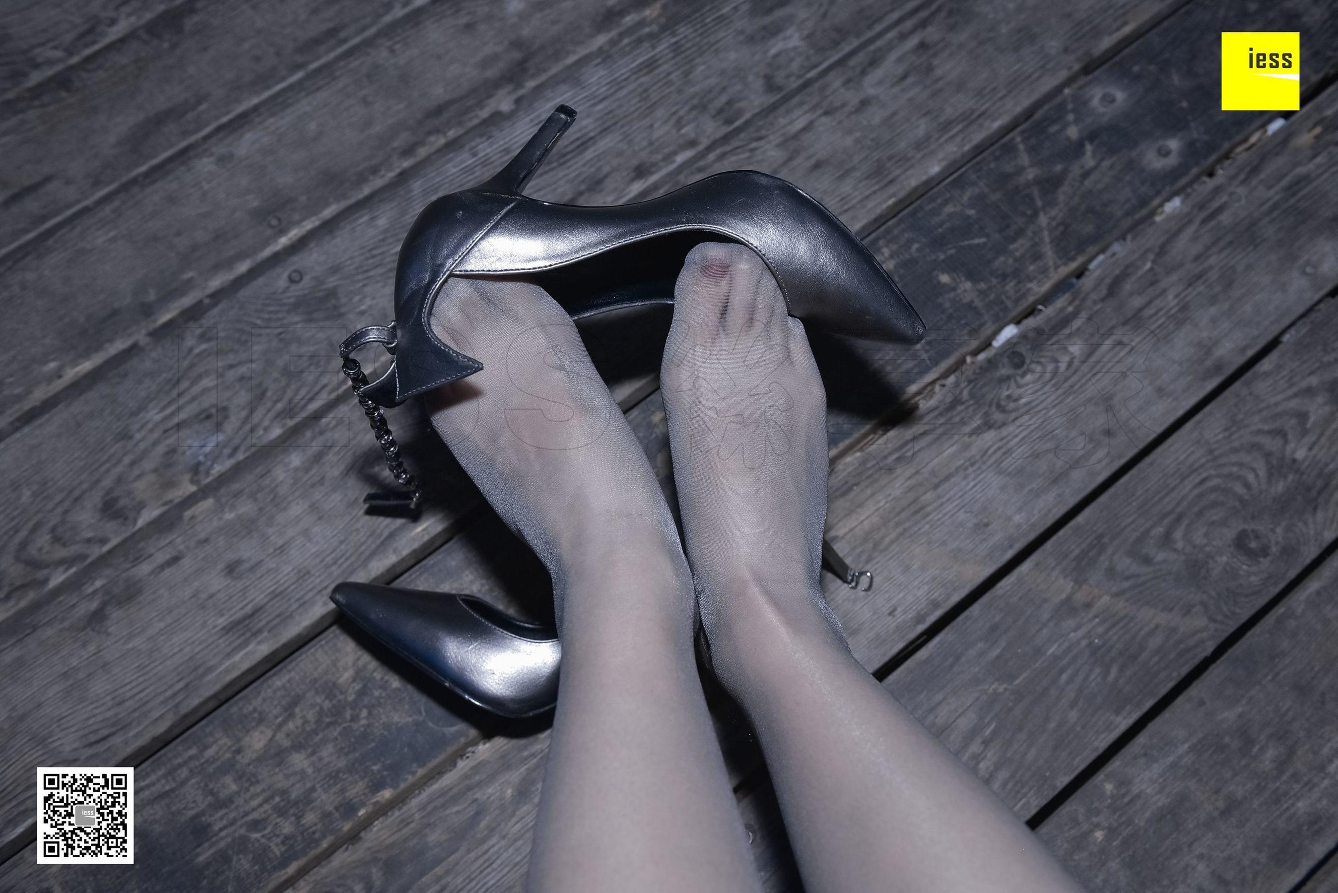 丝享家123 晶晶 《闪光灯下的灰丝》[IESS异思趣向]