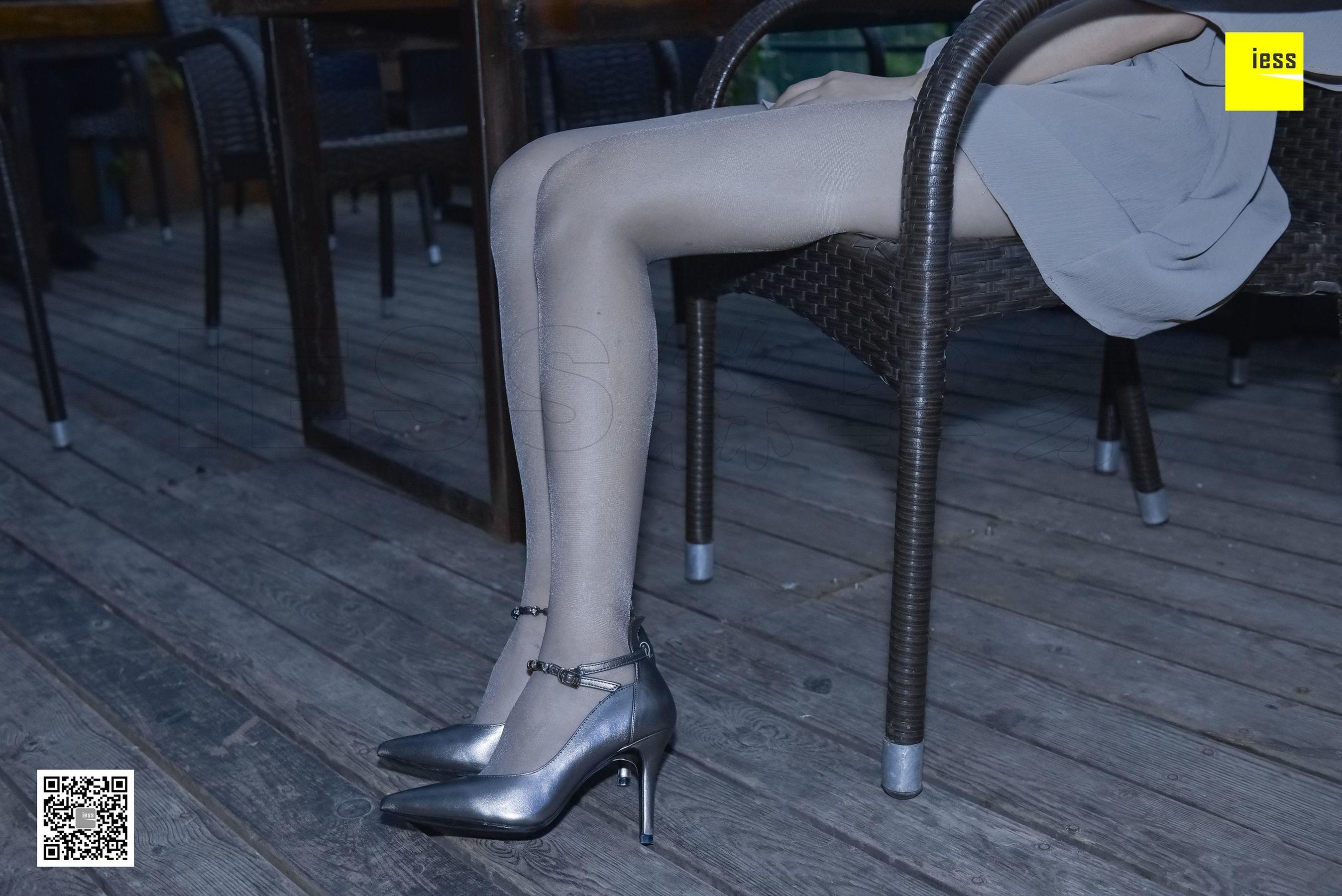 丝享家123 晶晶 《闪光灯下的灰丝》[IESS异思趣向]