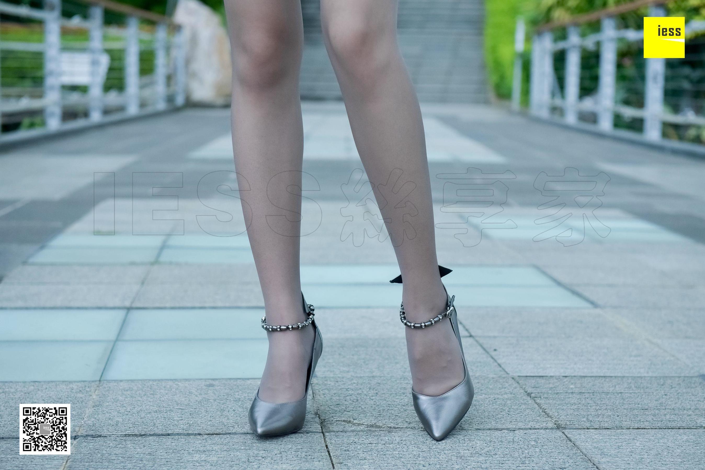 丝享家123 晶晶 《闪光灯下的灰丝》[IESS异思趣向]