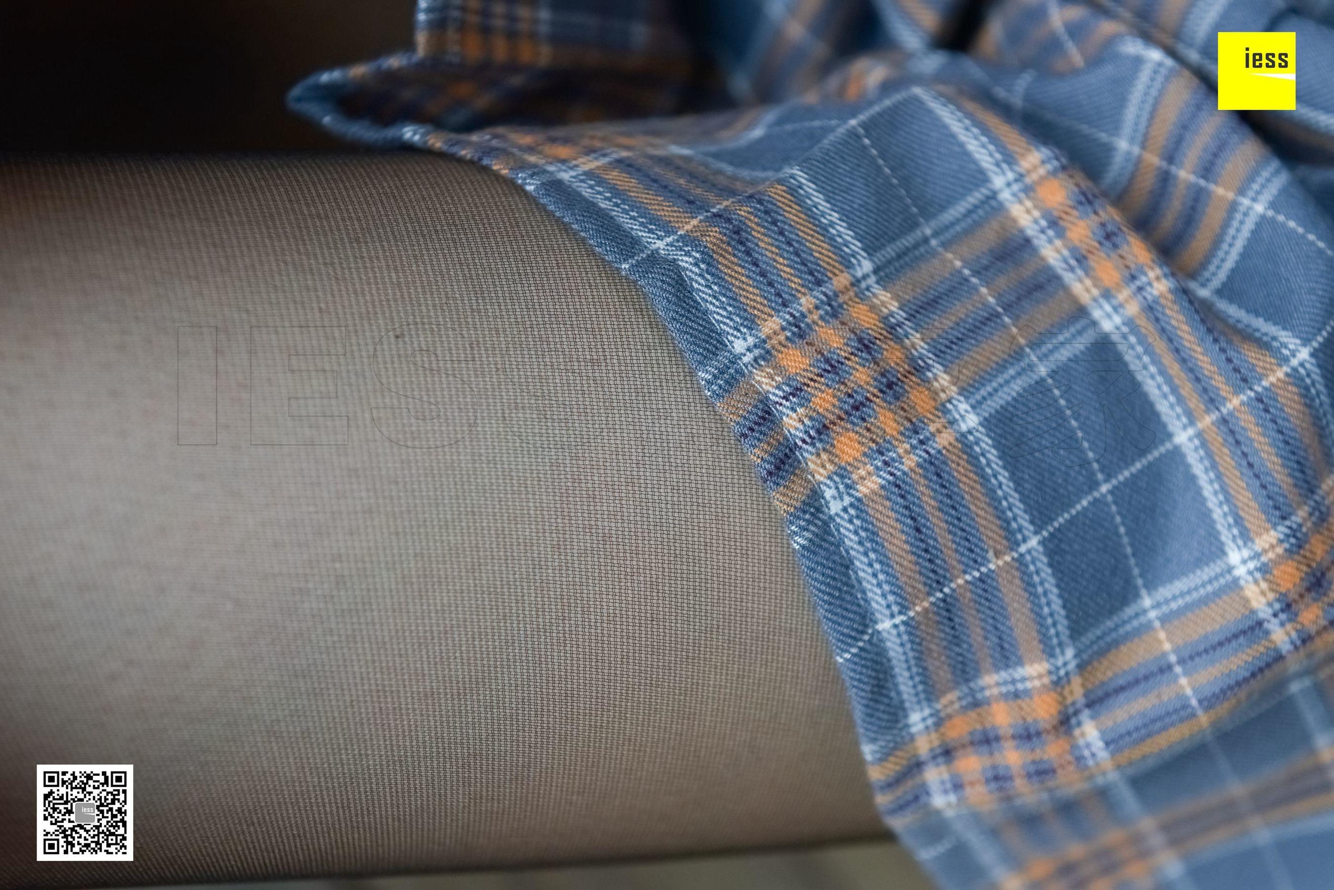 丝享家128 晶晶 《露脐小短裙黑丝》[IESS异思趣向]