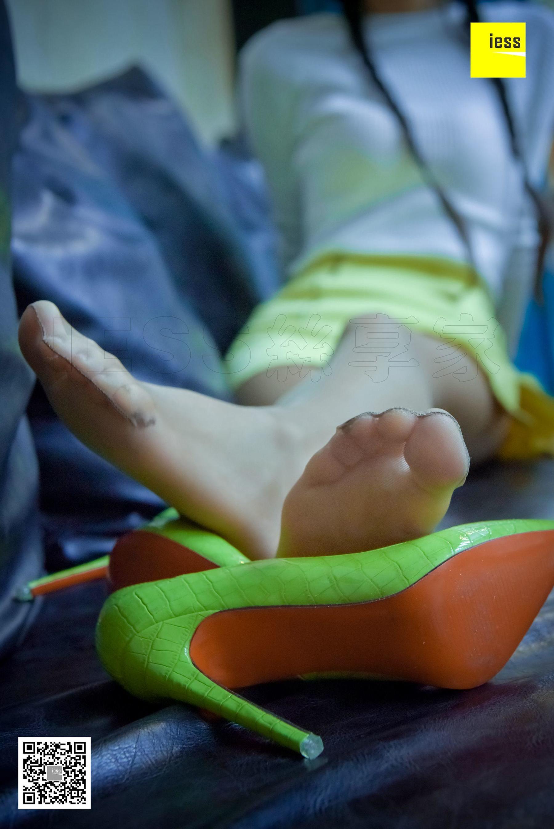 丝享家129 木木 《木木的草木绿高跟》[IESS异思趣向]