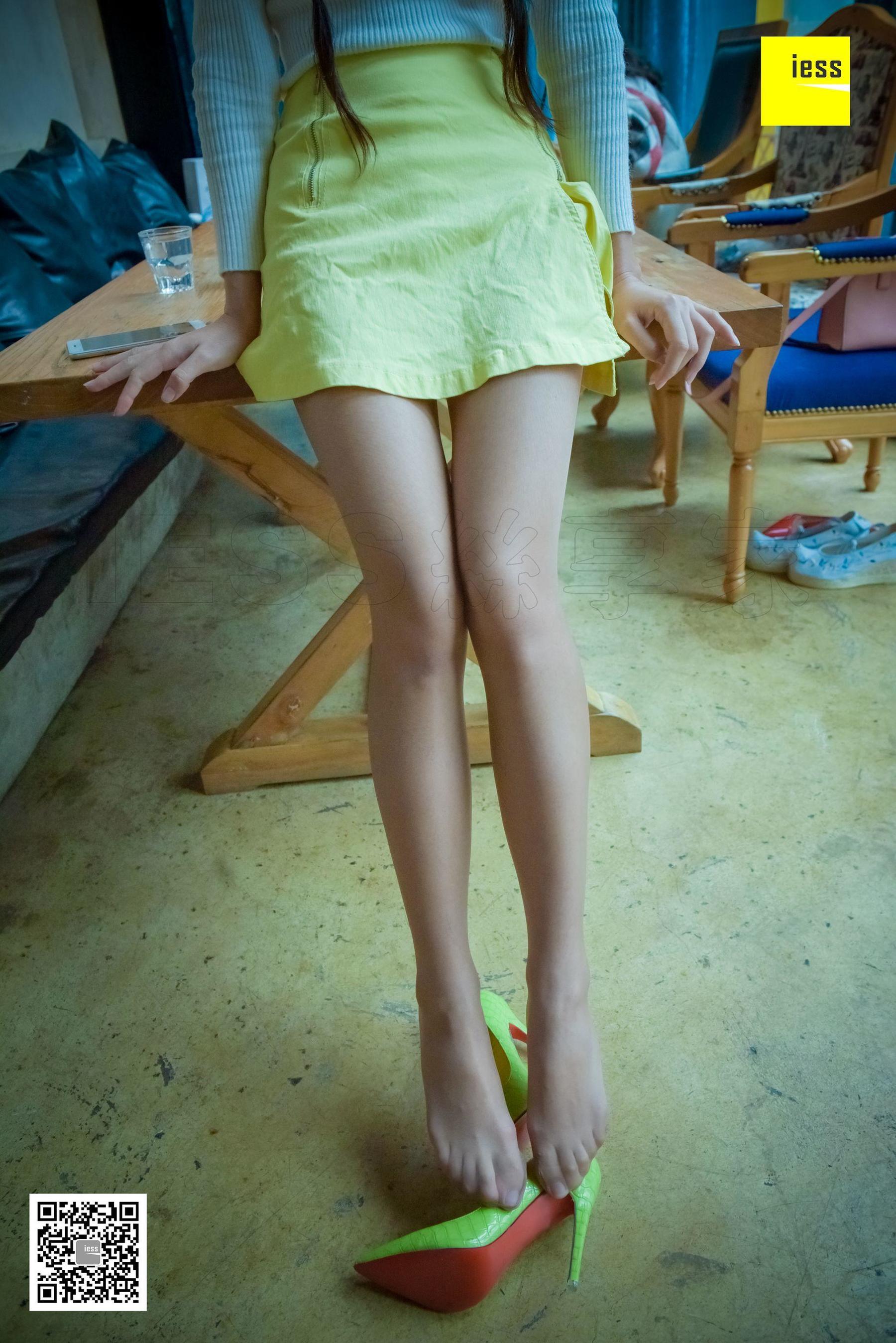 丝享家129 木木 《木木的草木绿高跟》[IESS异思趣向]