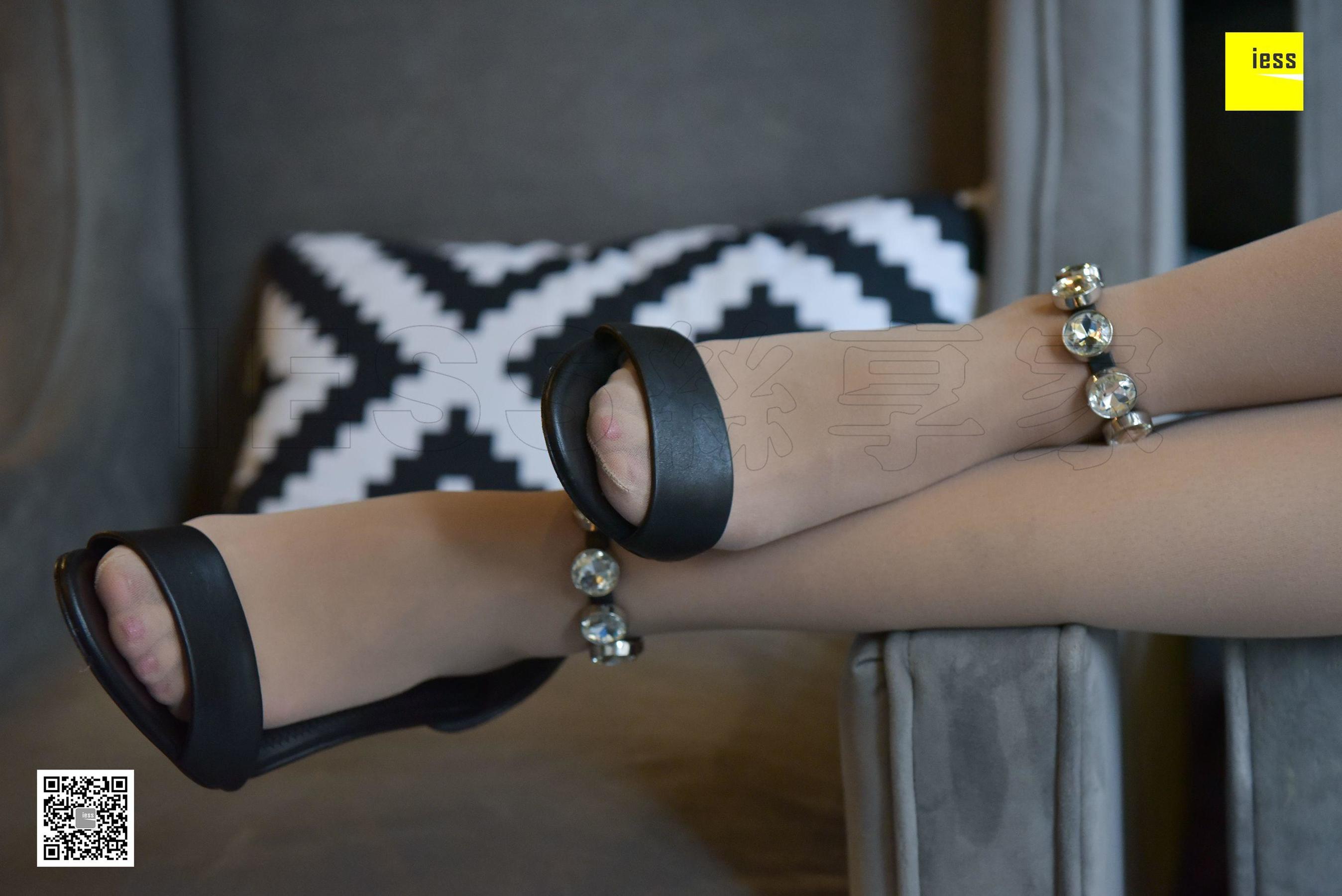 丝享家136 晶晶 《穿你的鞋跟你走》[IESS异思趣向]