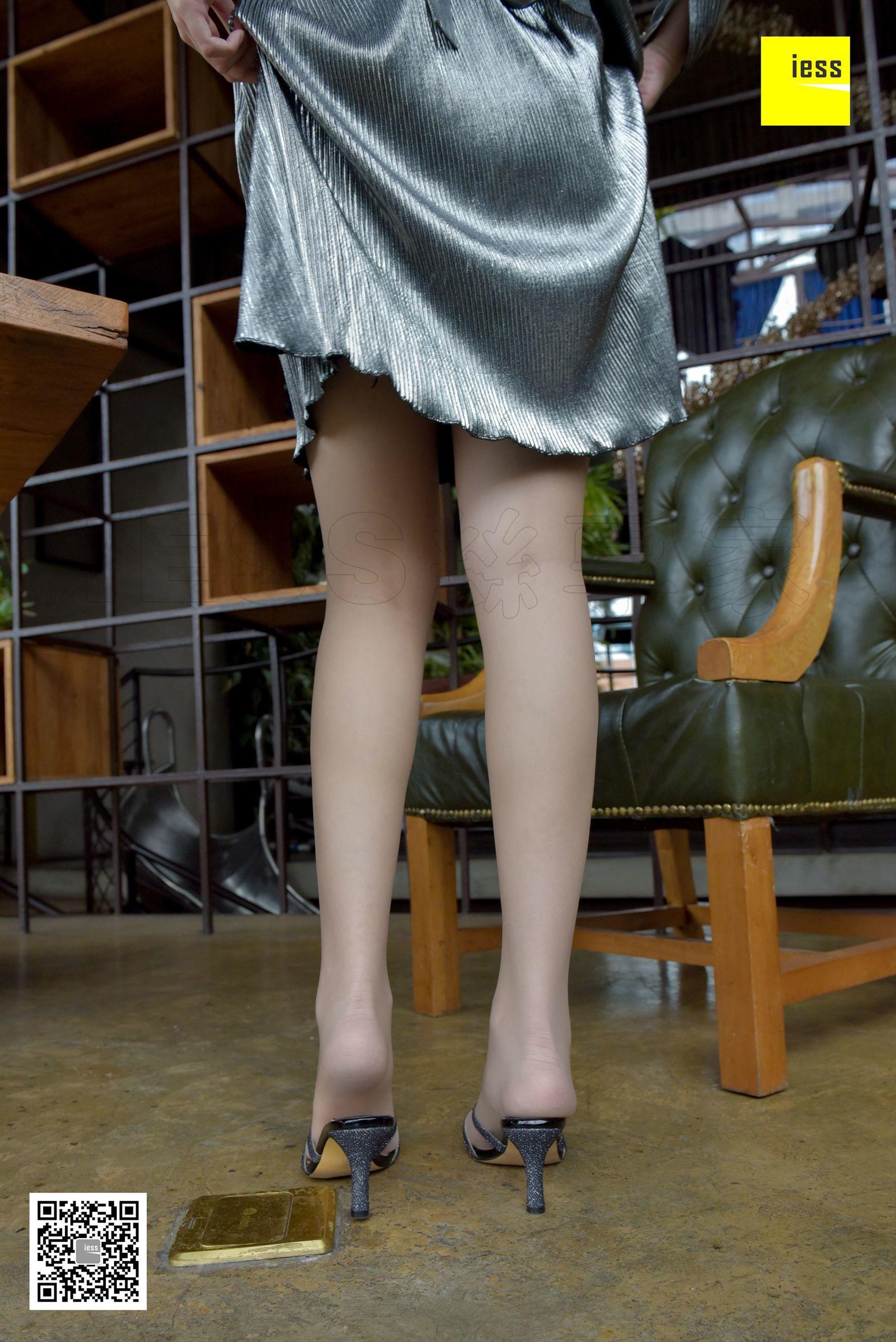 丝享家140 紫紫 《透白美腿凉鞋肉丝》[IESS异思趣向]