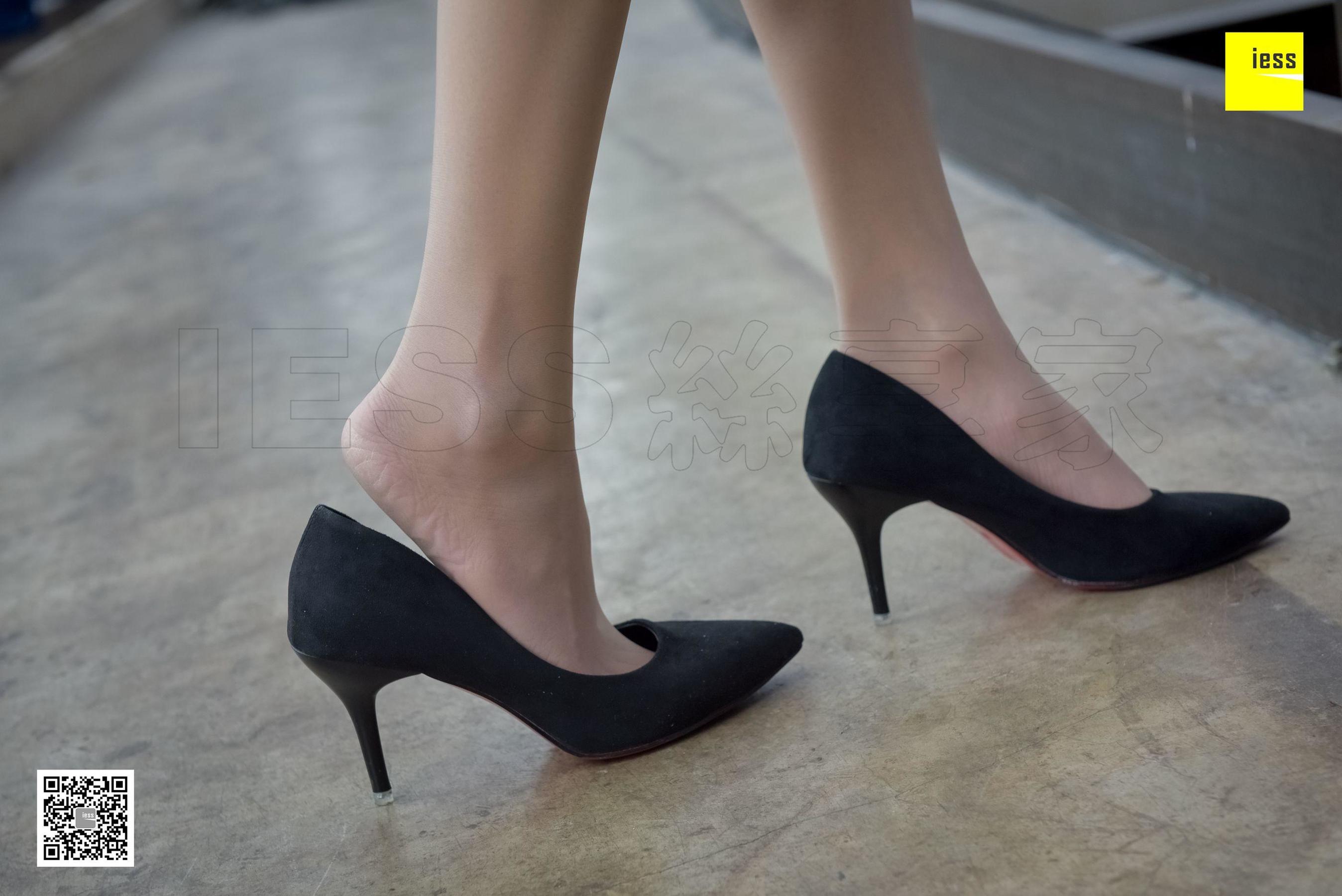 丝享家142 永英 《软妹肉丝小细腿》[IESS异思趣向]