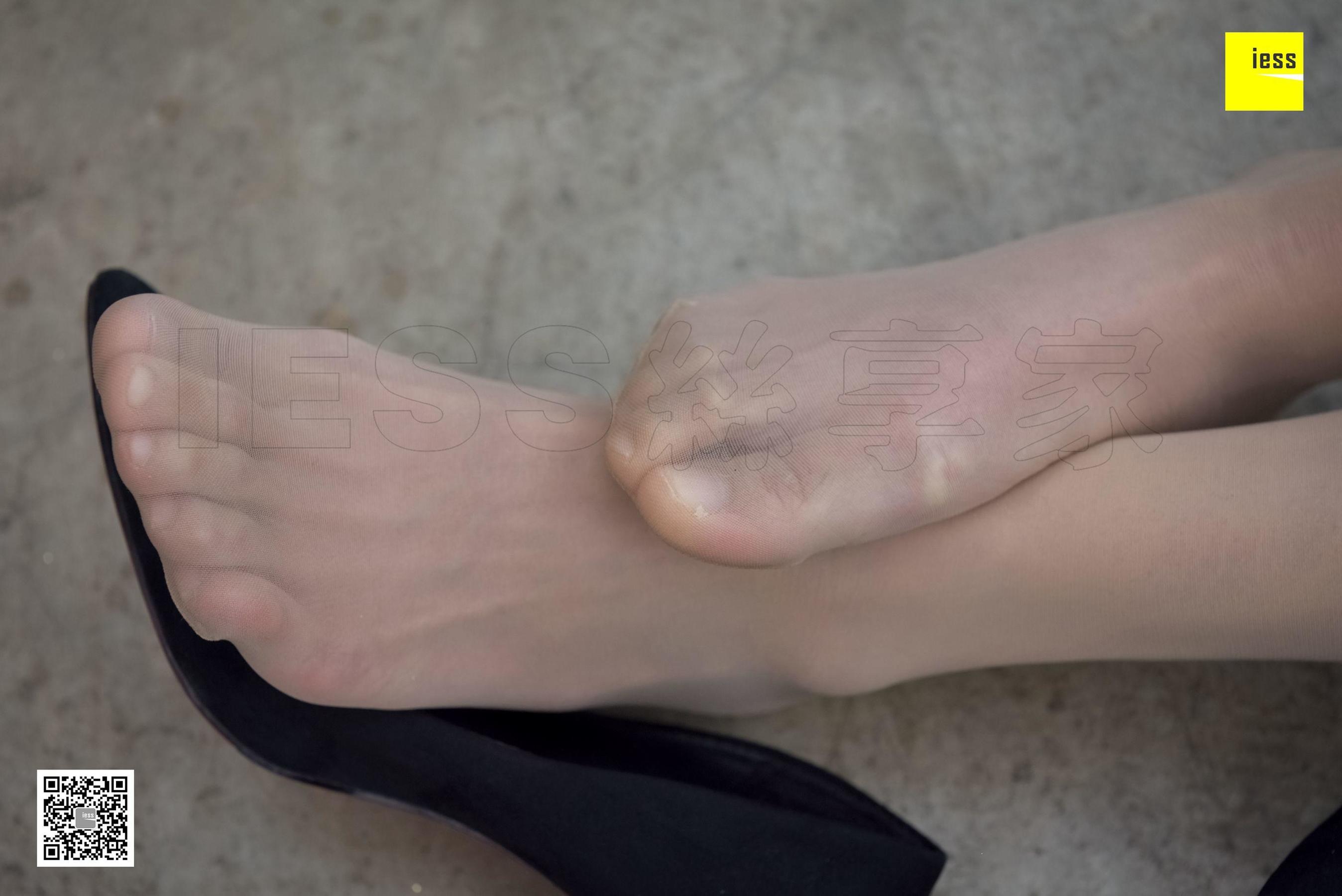 丝享家142 永英 《软妹肉丝小细腿》[IESS异思趣向]