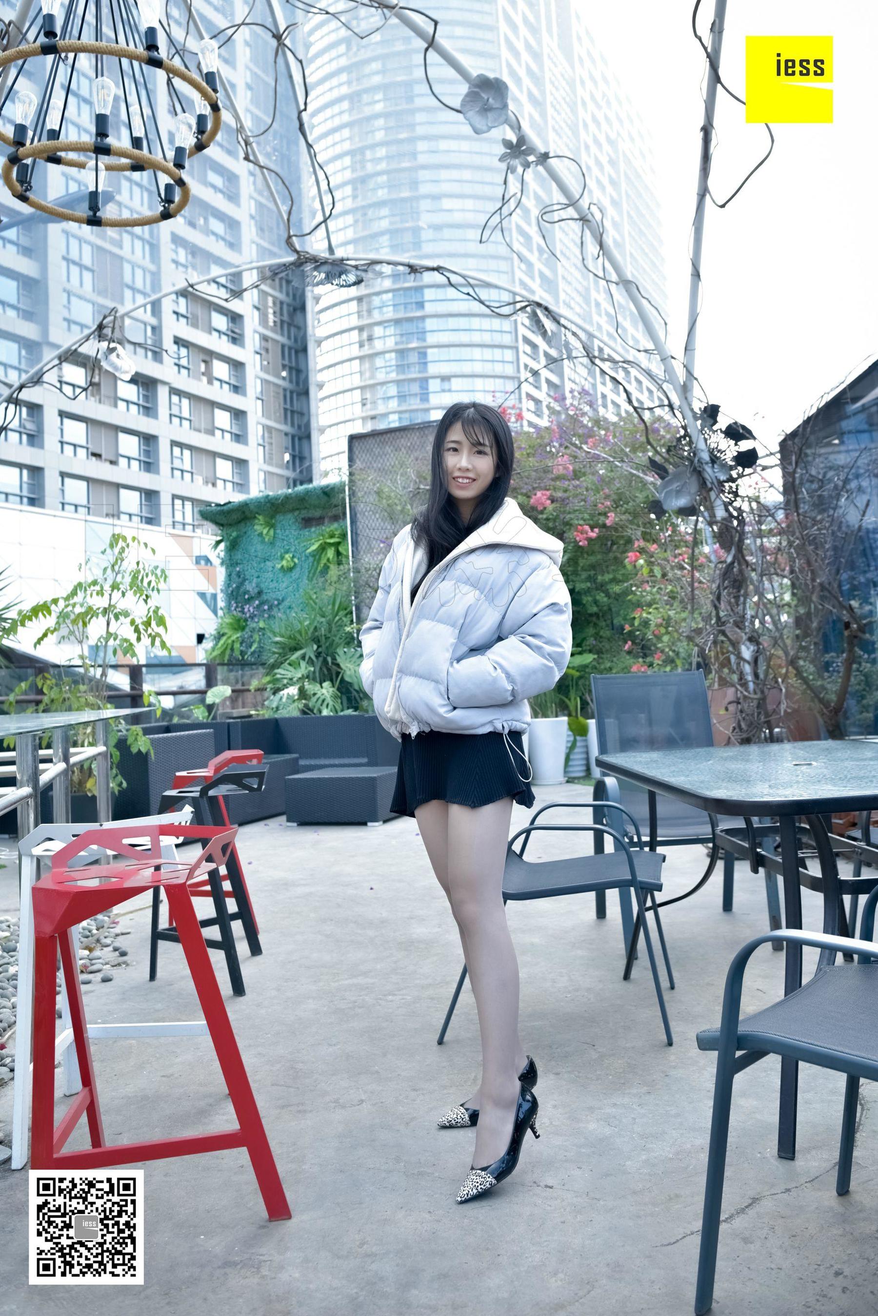 佳桢《丰满微肉腿》 [异思趣向IESS] 丝享家156