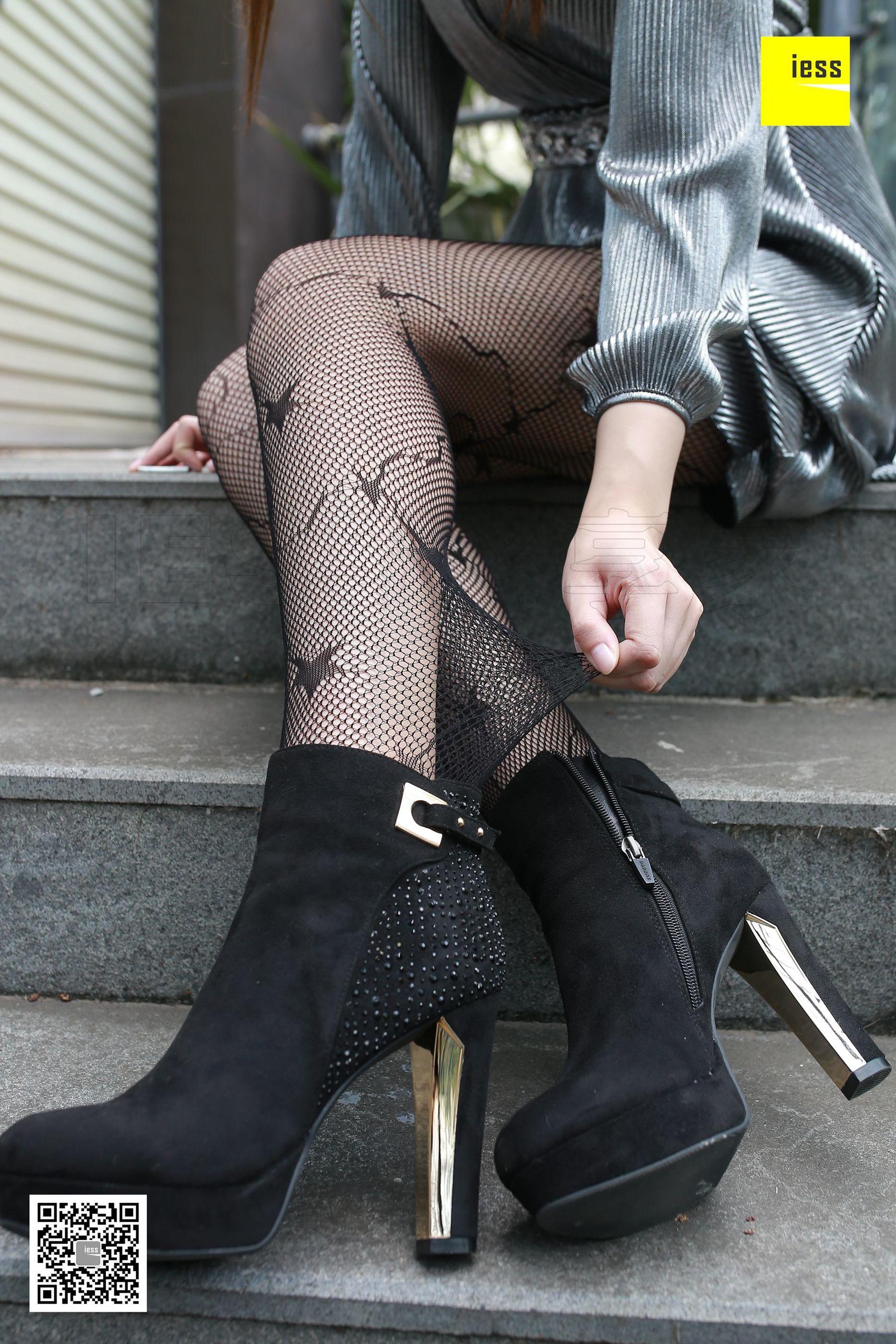 紫紫《星星网袜与短靴》 [异思趣向IESS] 丝享家158