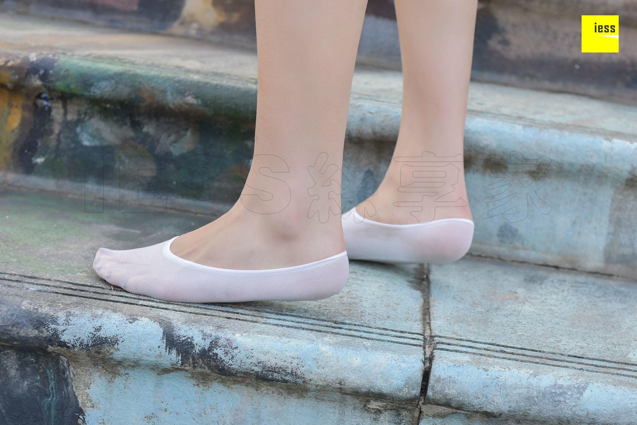 七七《卫衣与白色船袜》 [异思趣向IESS] 丝享家159