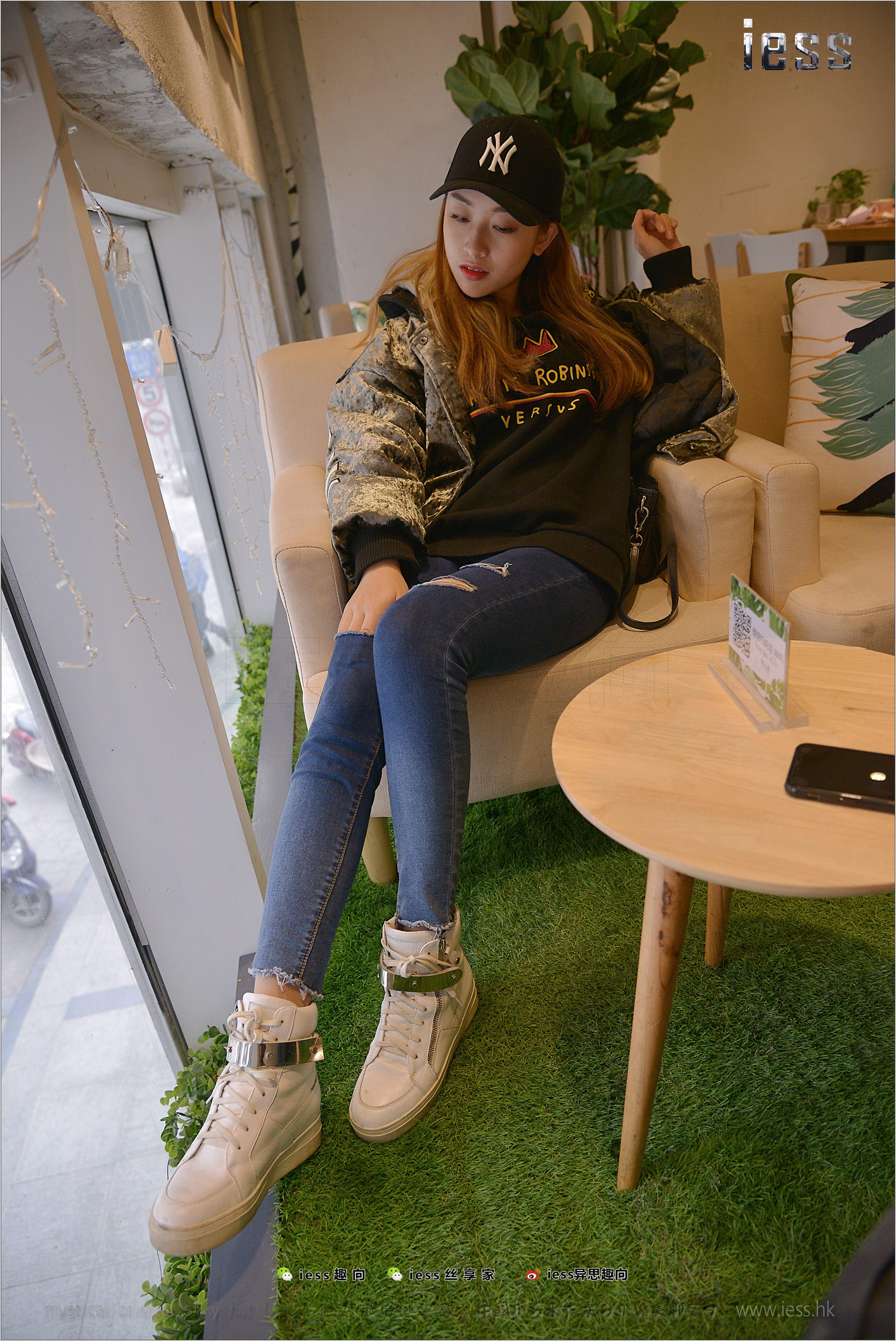 小捷《爱的双重奏①》[异思趣向IESS] 丝足便当194