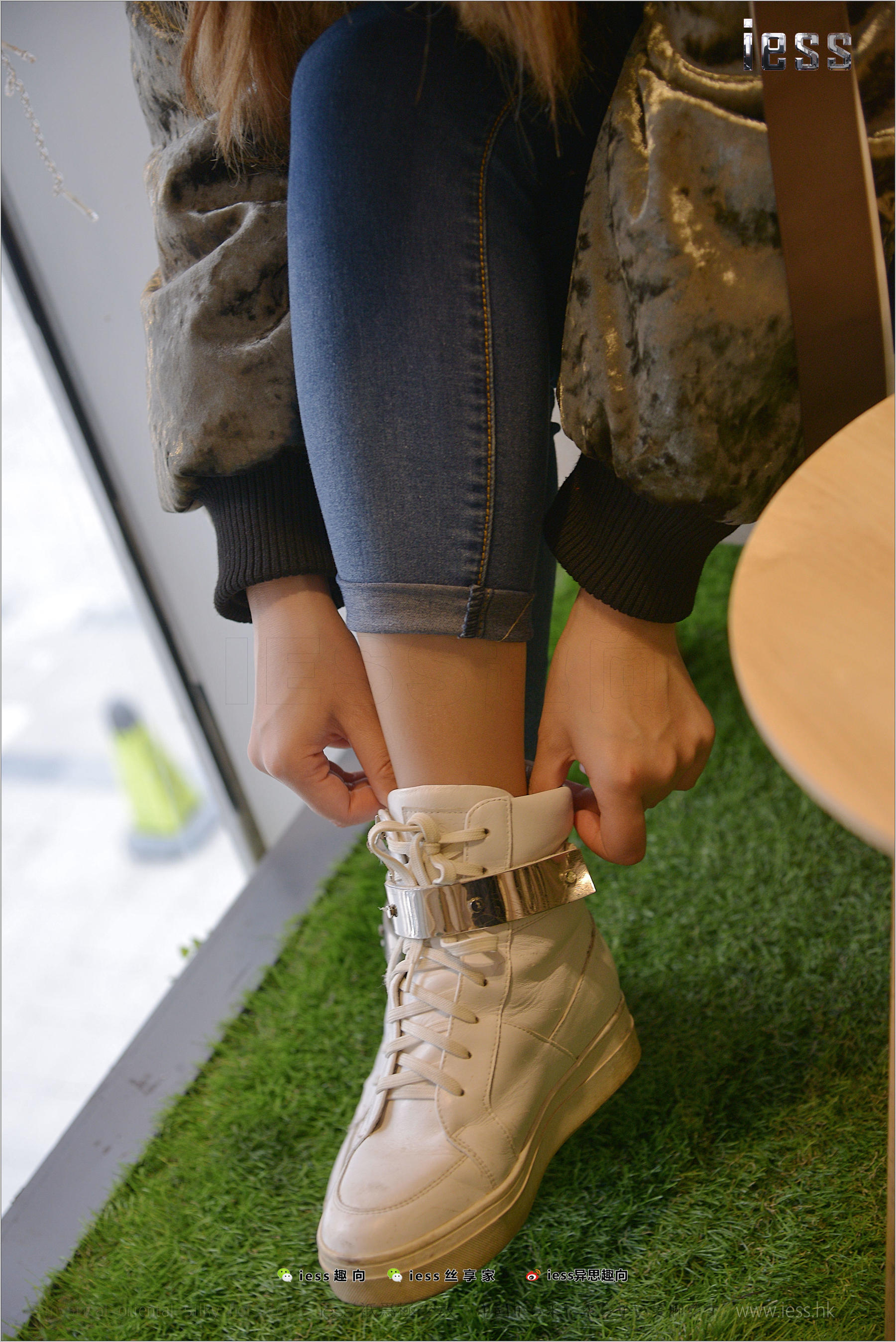 小捷《爱的双重奏①》[异思趣向IESS] 丝足便当194