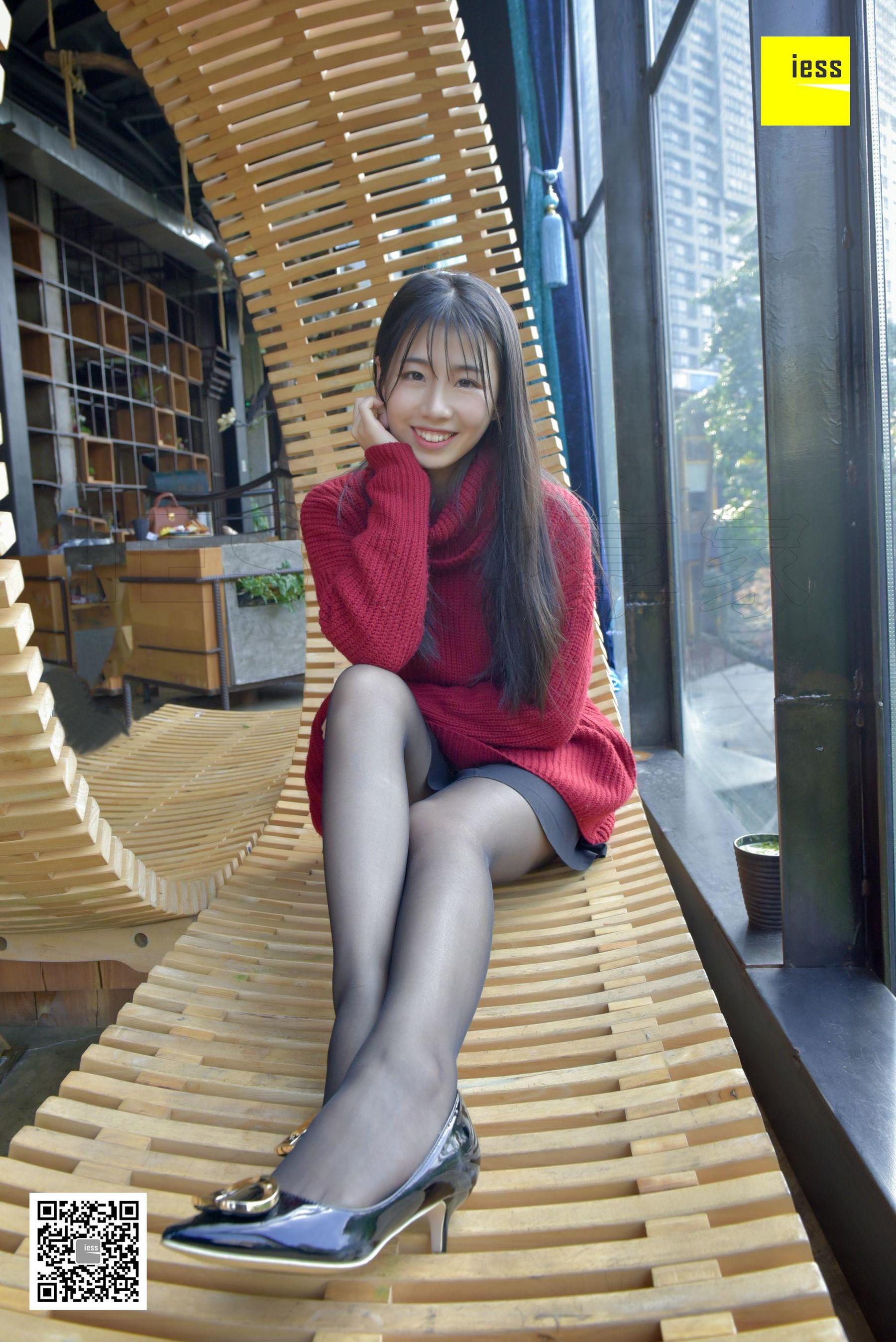 佳桢《丰满肉肉黑丝》 [异思趣向IESS] 丝享家183