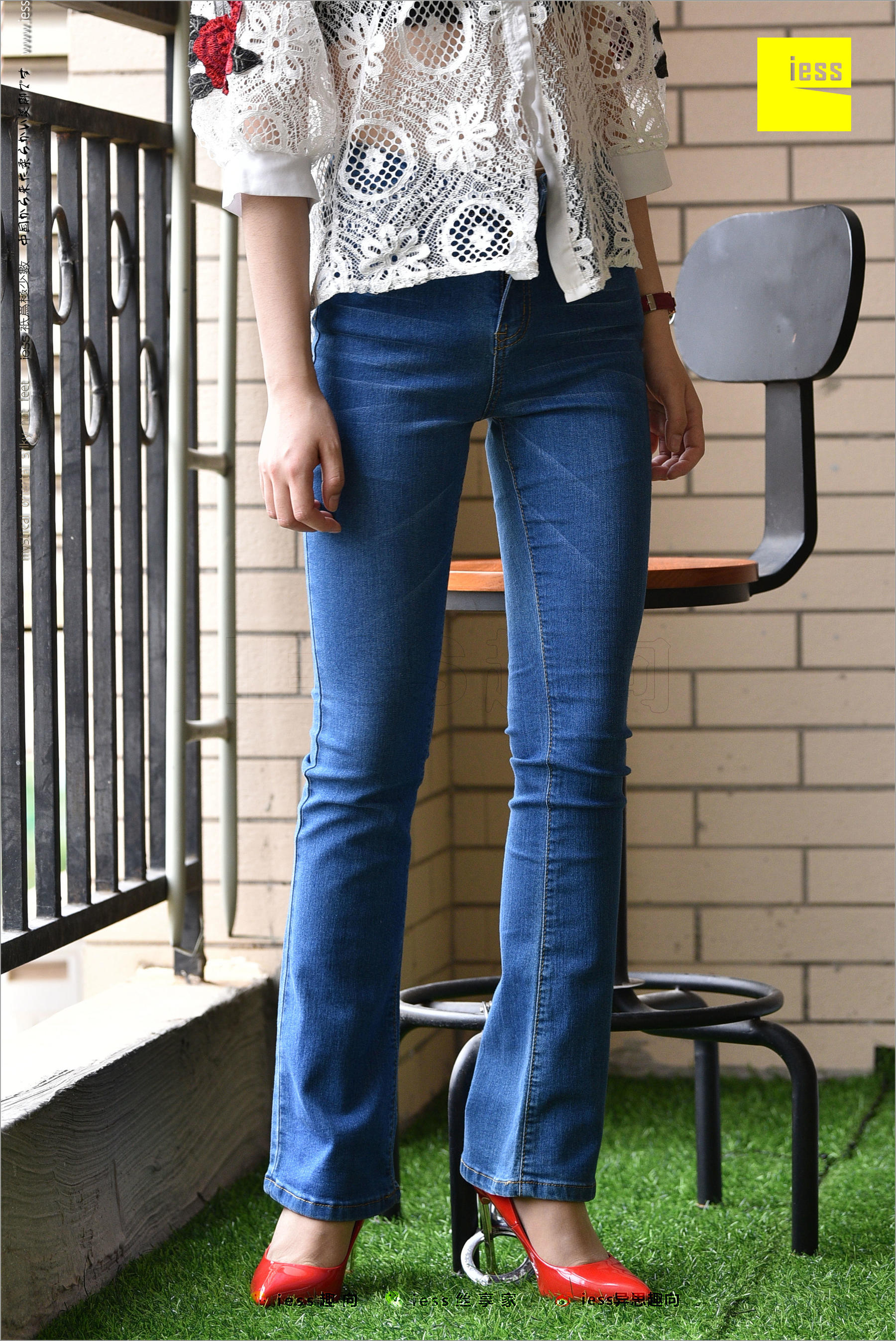 广炎《牛仔裤、新模特和红色高跟鞋》 [异思趣向IESS] 丝足便当224