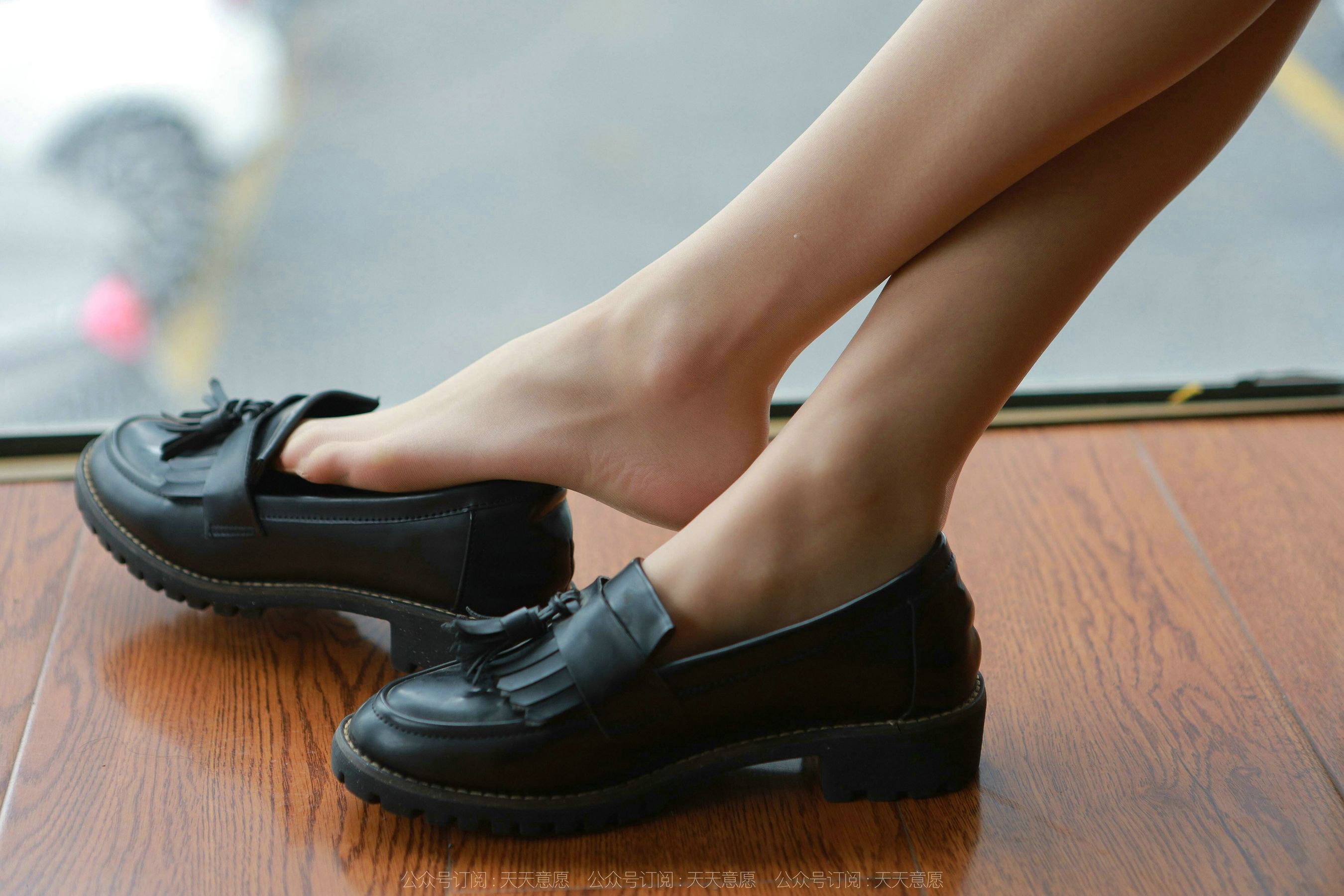 [异思趣向IESS] 模特 团团 《可爱JK装》