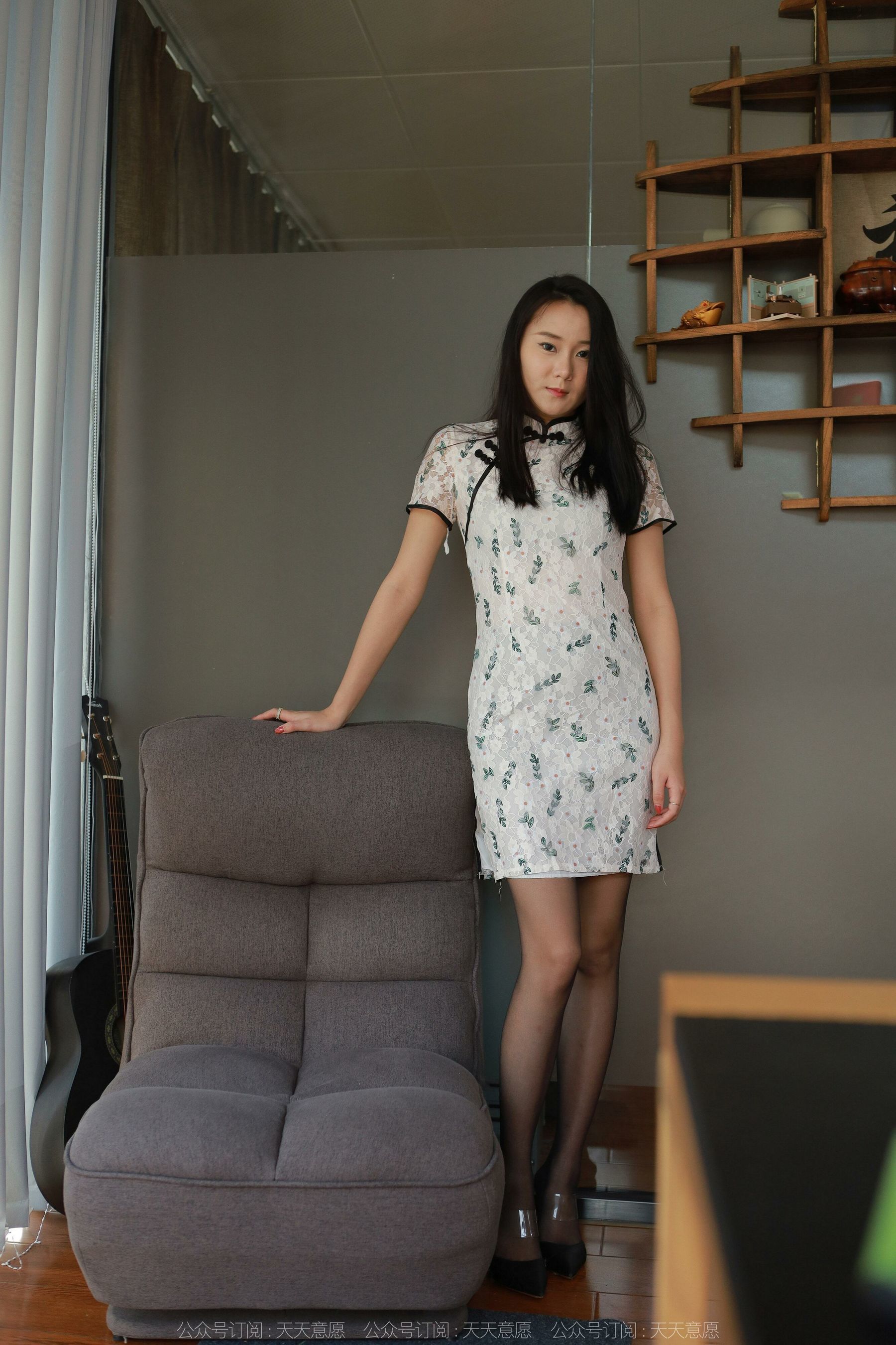 [IESS异思趣向] 模特：姗姗 《长腿黑丝旗袍秀》