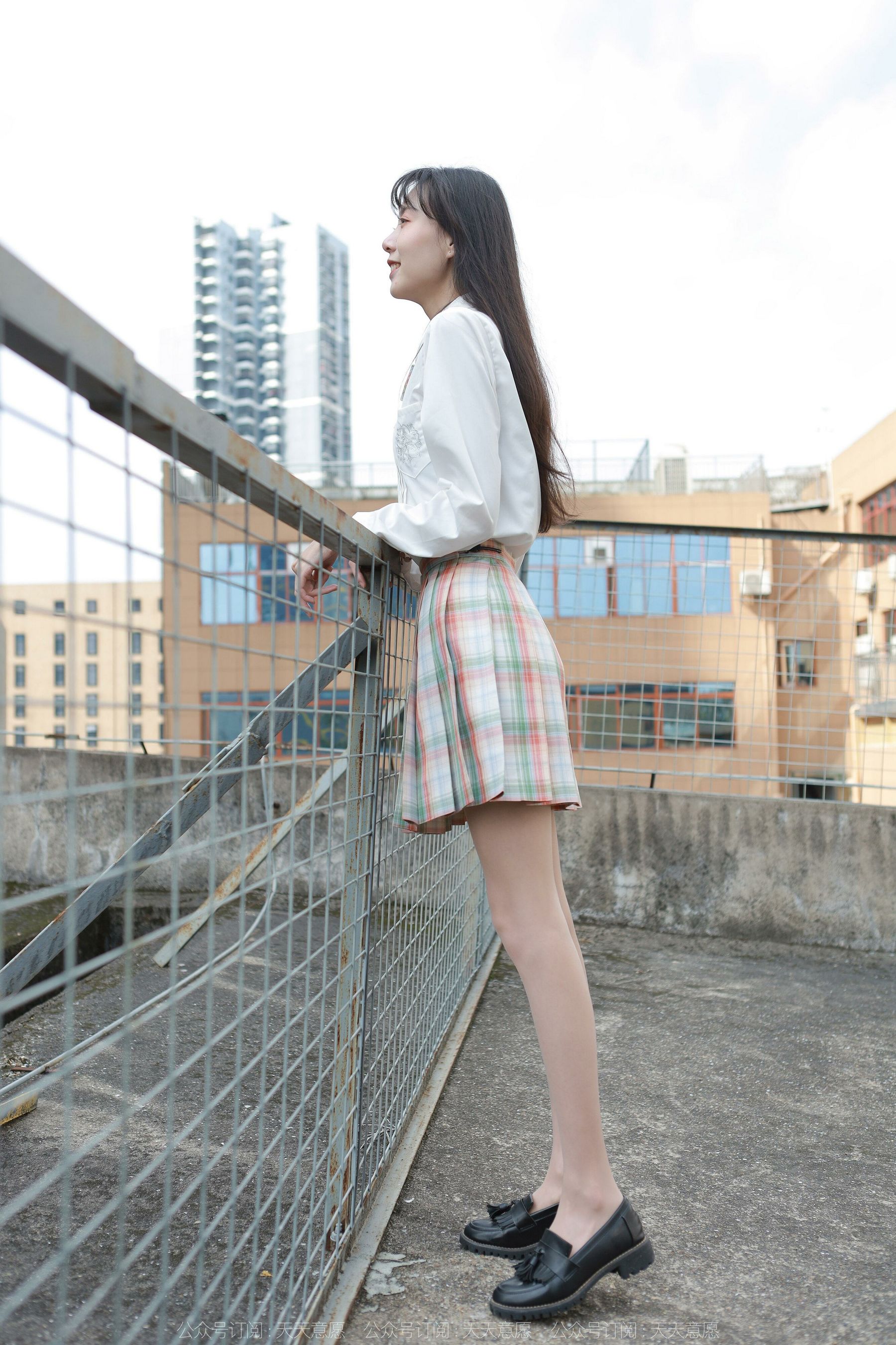 [异思趣向IESS] 模特：团团《JK妹妹》