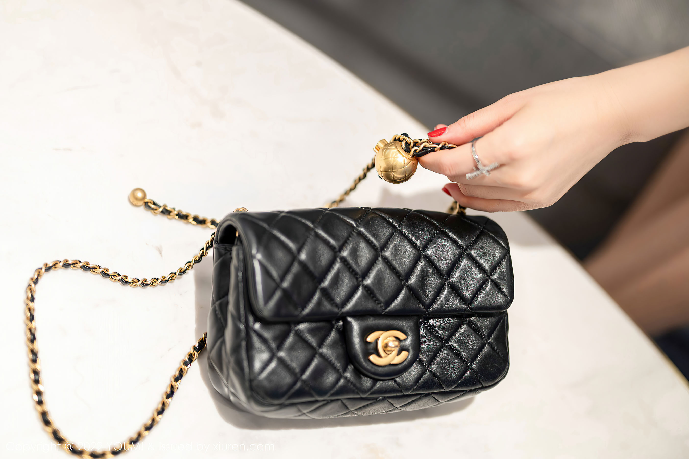 尤蜜荟YouMi Vol.832 奶瓶土肥圆矮挫丑黑穷 尤蜜荟YouMi Vol.832 奶瓶土肥圆矮挫丑黑穷