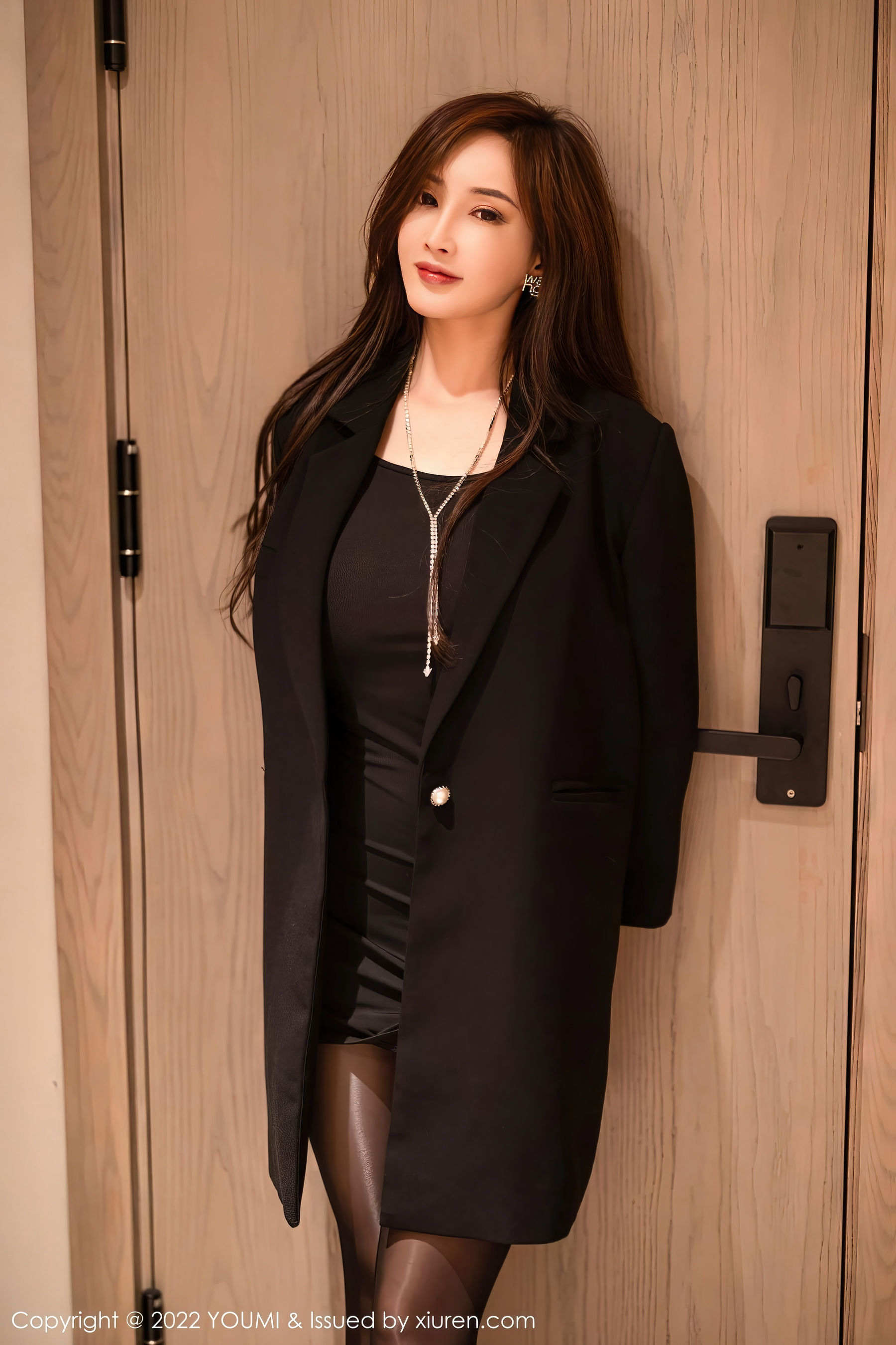 尤蜜荟YOUMI Vol.863 奶瓶土肥圆 尤蜜荟YOUMI Vol.863 奶瓶土肥圆