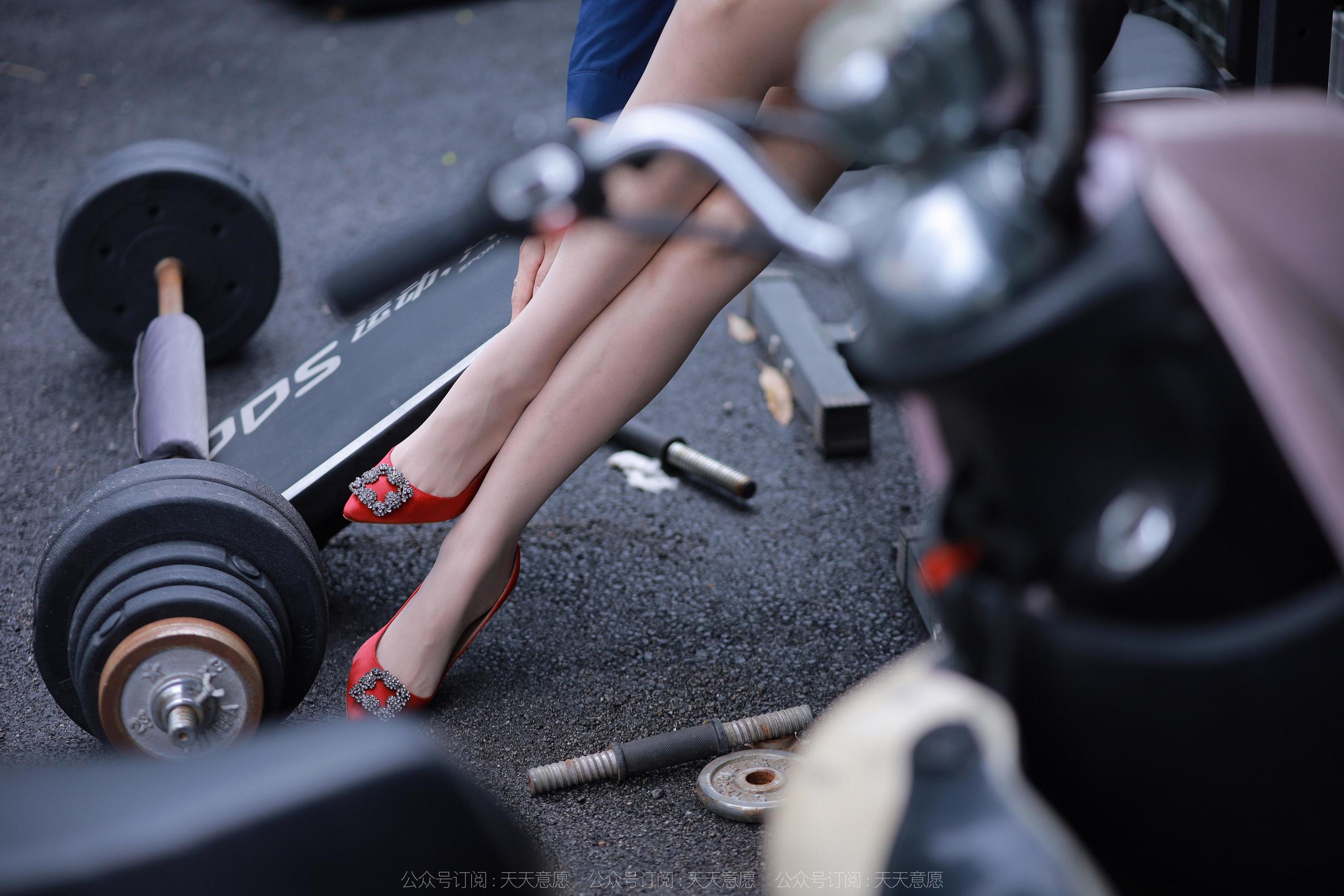 IESS异思趣向 - 模特：小宝 《都市女白领》