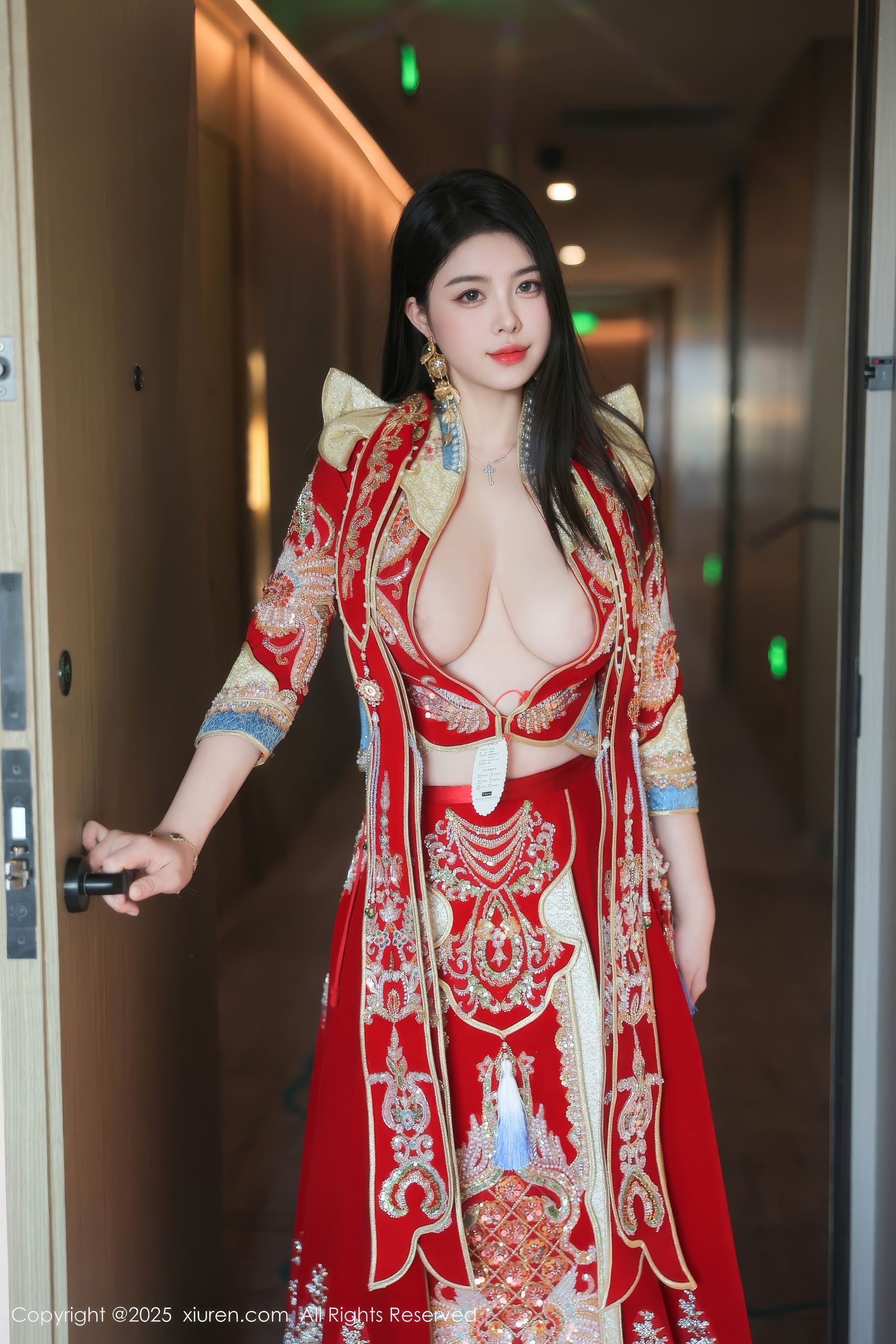 [秀人XiuRen] 2025.02.11 No.9869 林若凡F